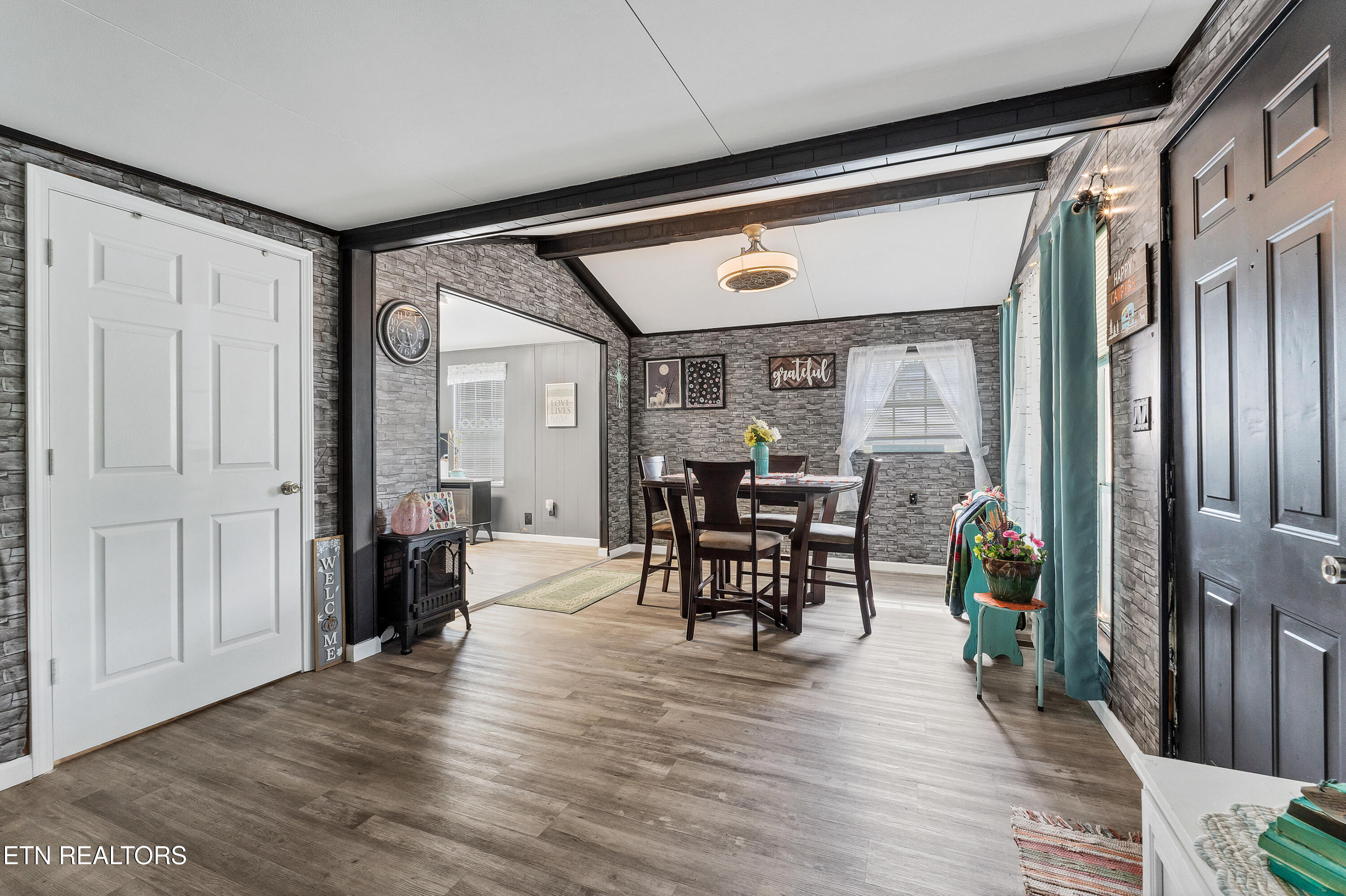 419 Mountain Thrush Drive Townsend TN 37882