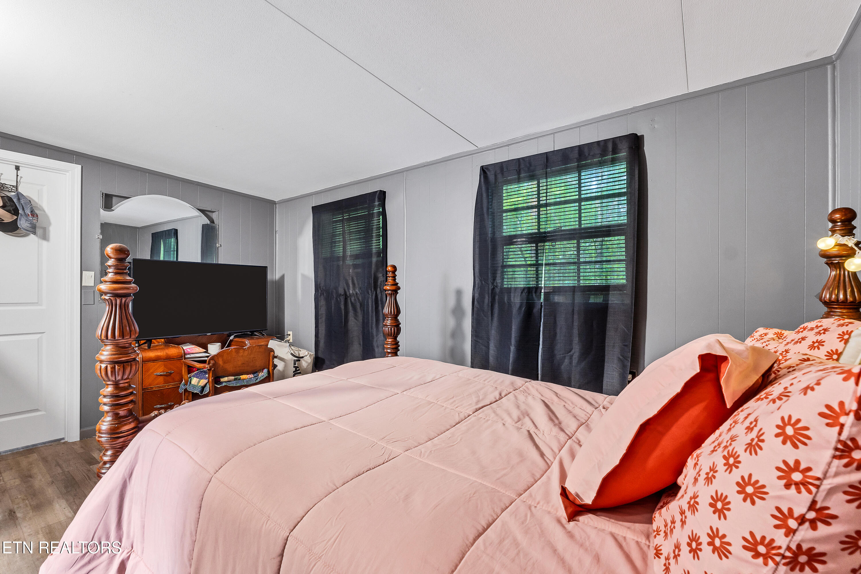 419 Mountain Thrush Drive Townsend TN 37882