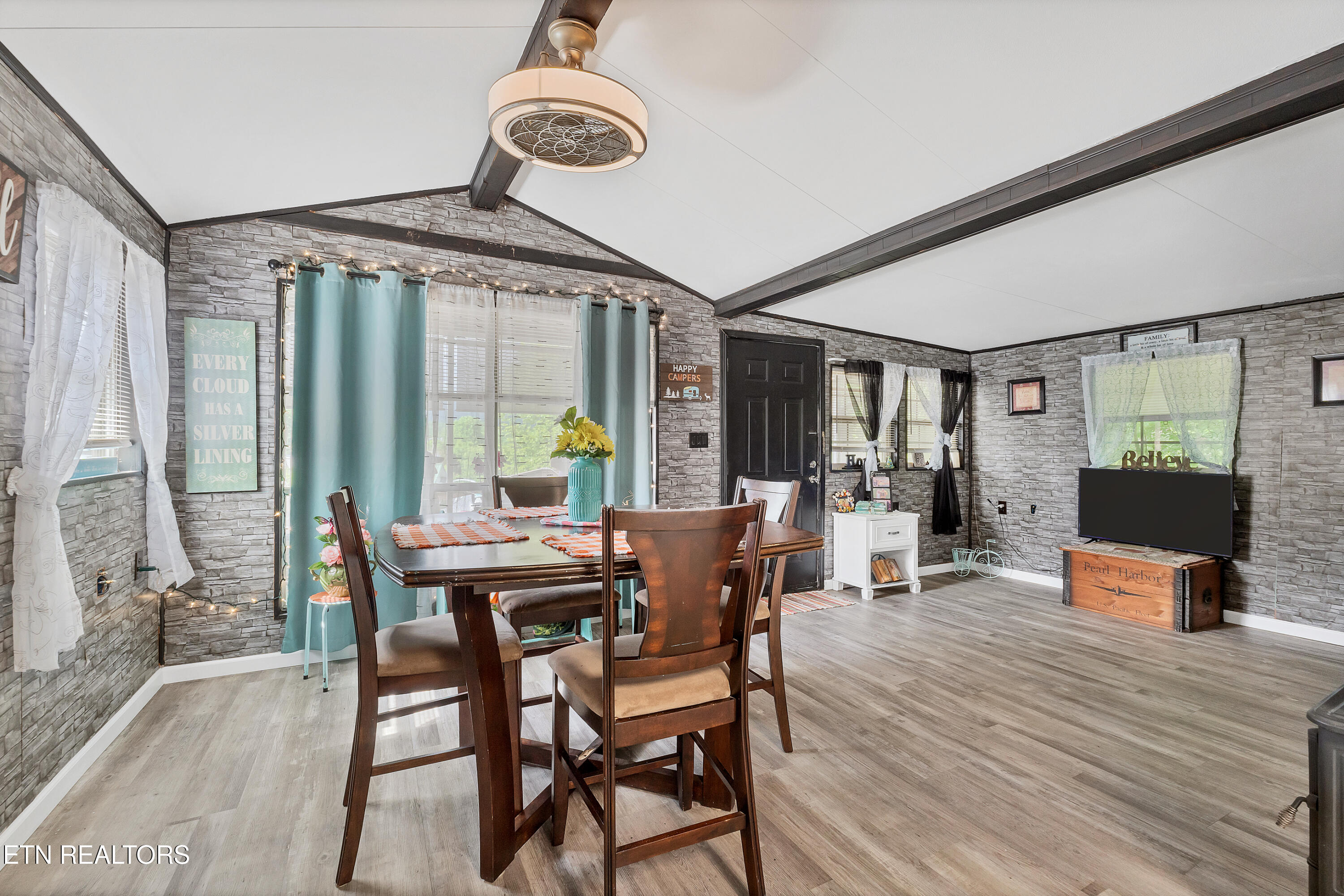 419 Mountain Thrush Drive Townsend TN 37882