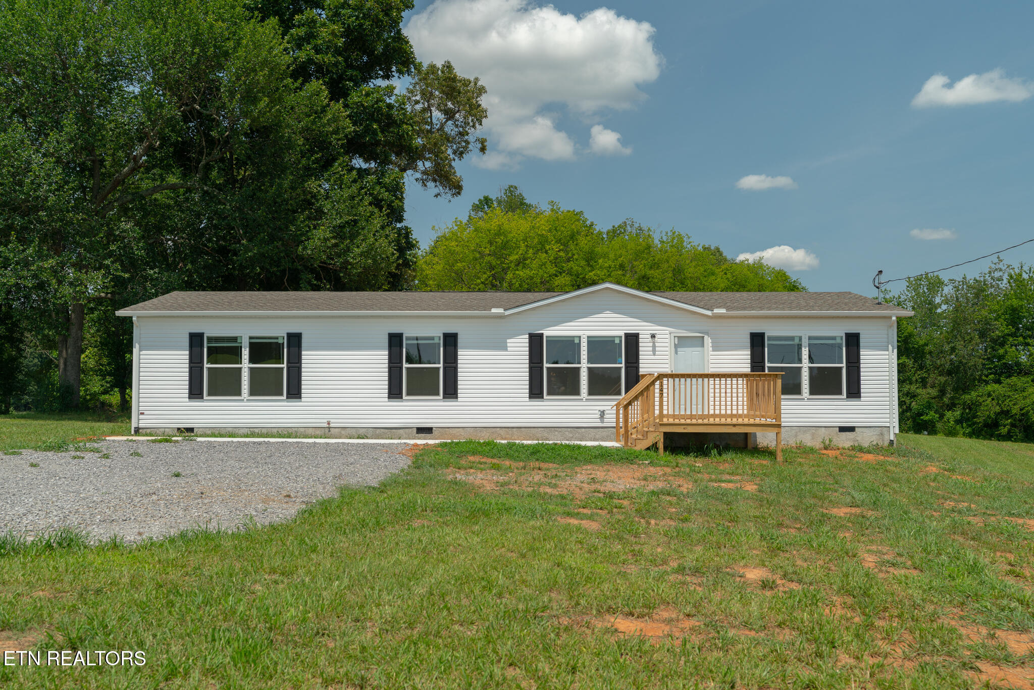 147 Hill Loop Road Madisonville TN 37354