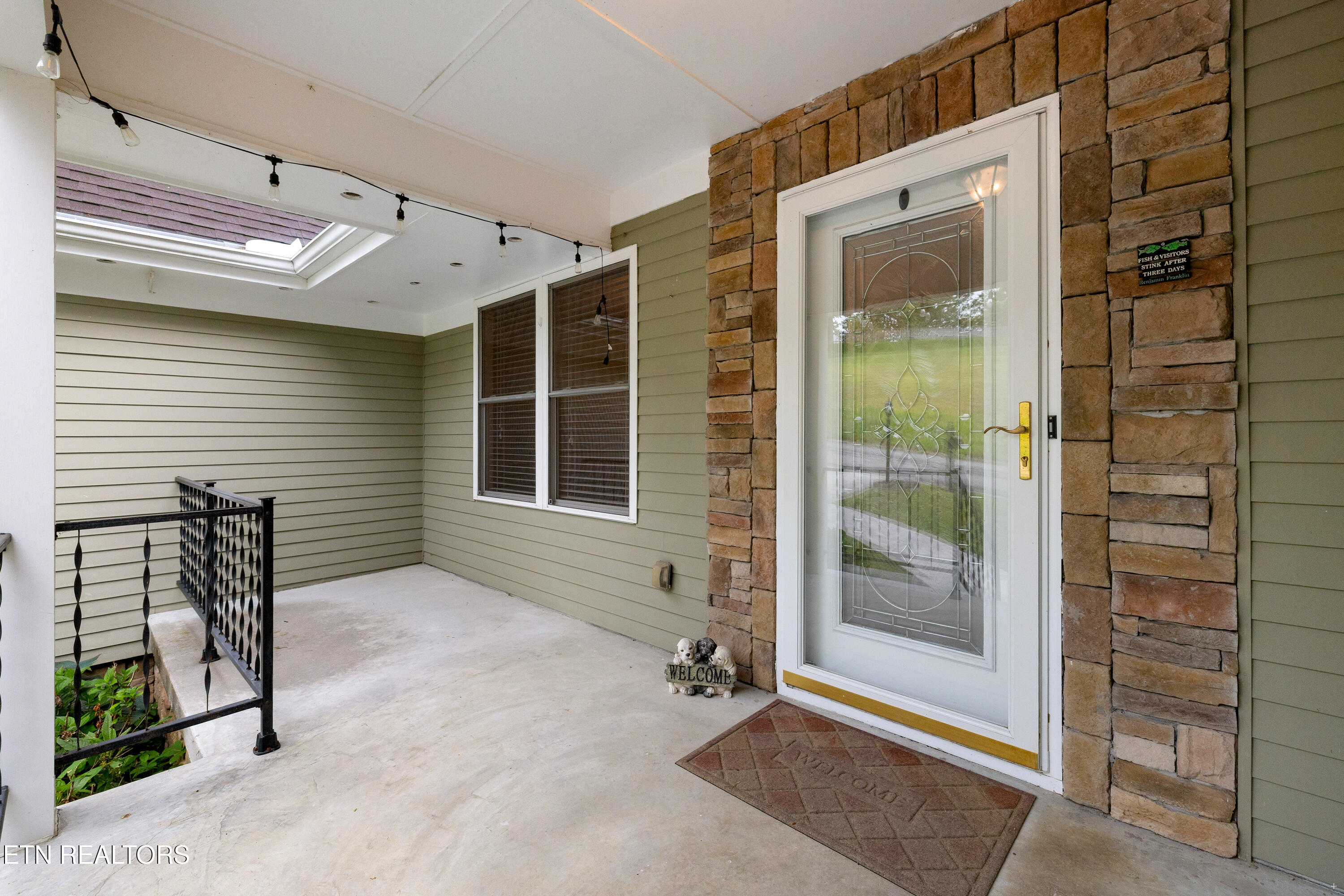 212 Poppy Hill Lane Lafollette TN 37766
