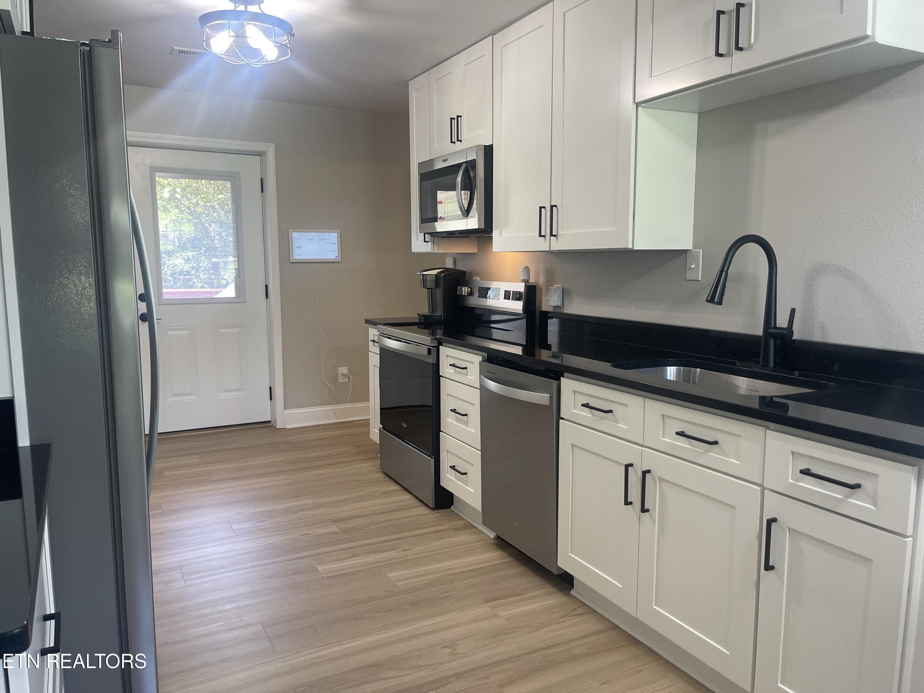 402 Old Highway 33 New Tazewell TN 37825