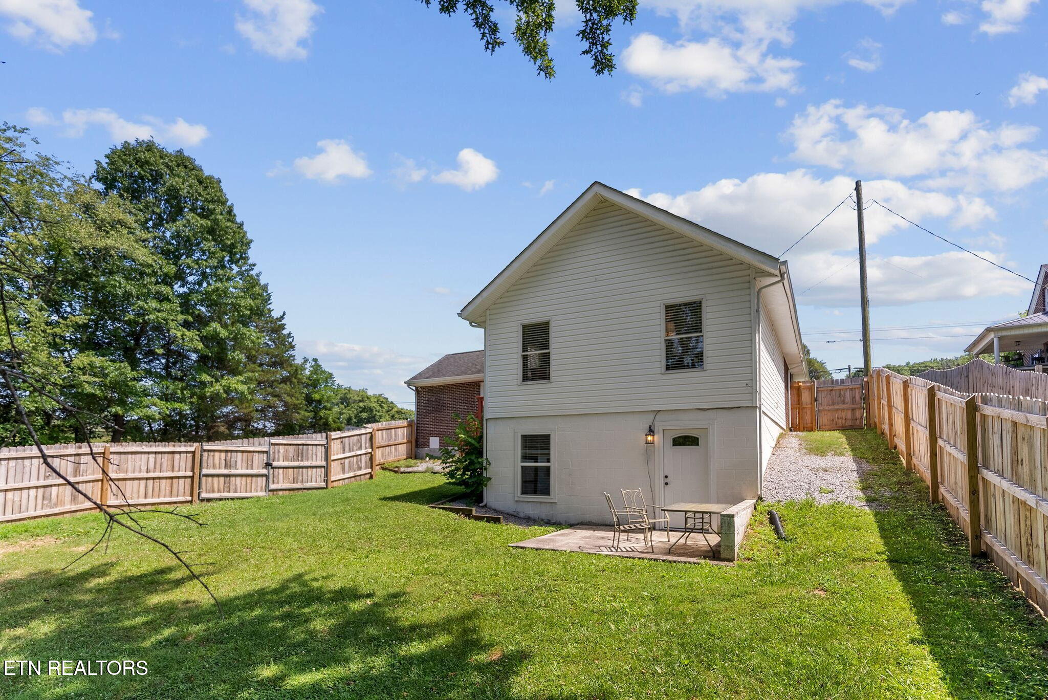 402 Old Highway 33 New Tazewell TN 37825
