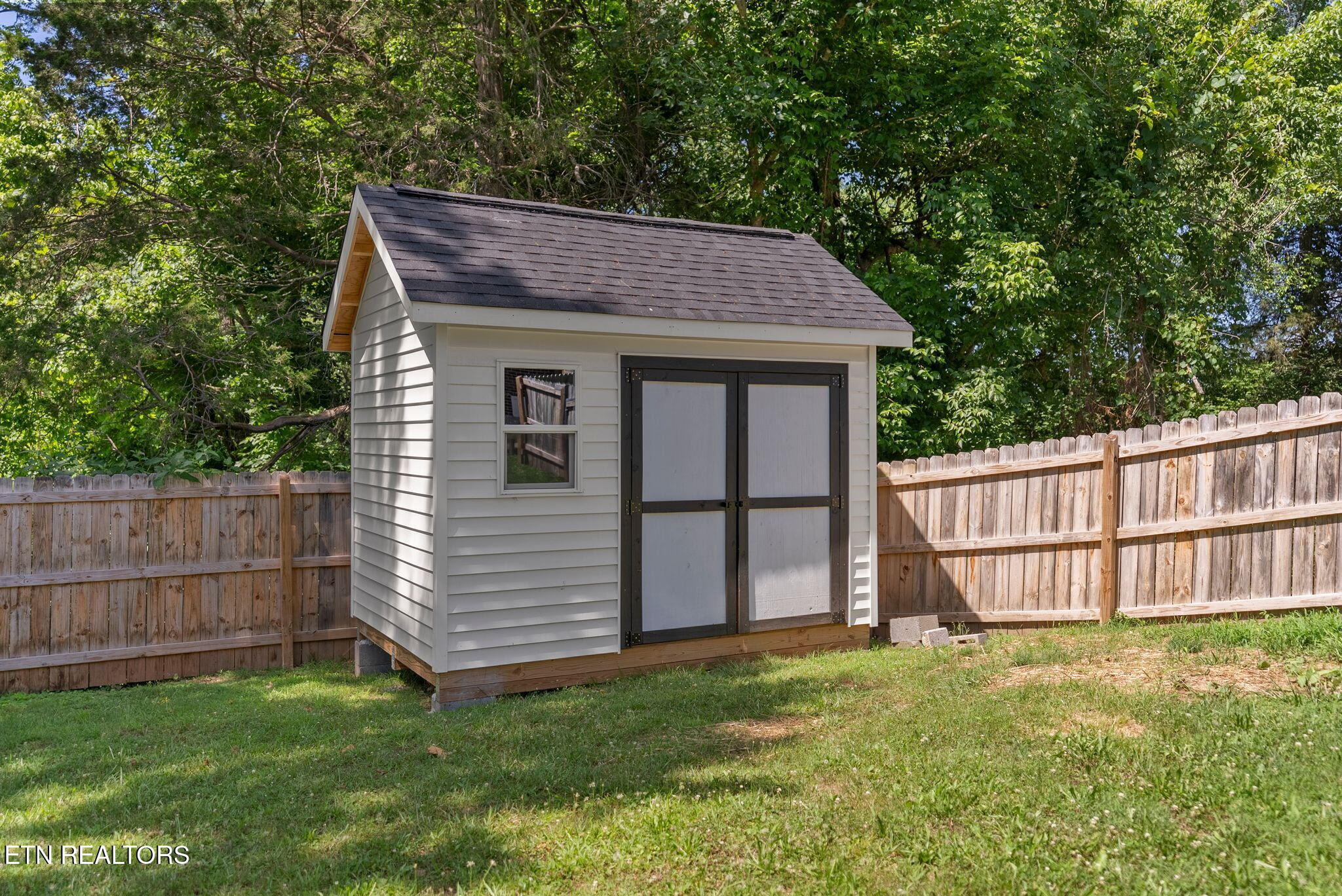 402 Old Highway 33 New Tazewell TN 37825