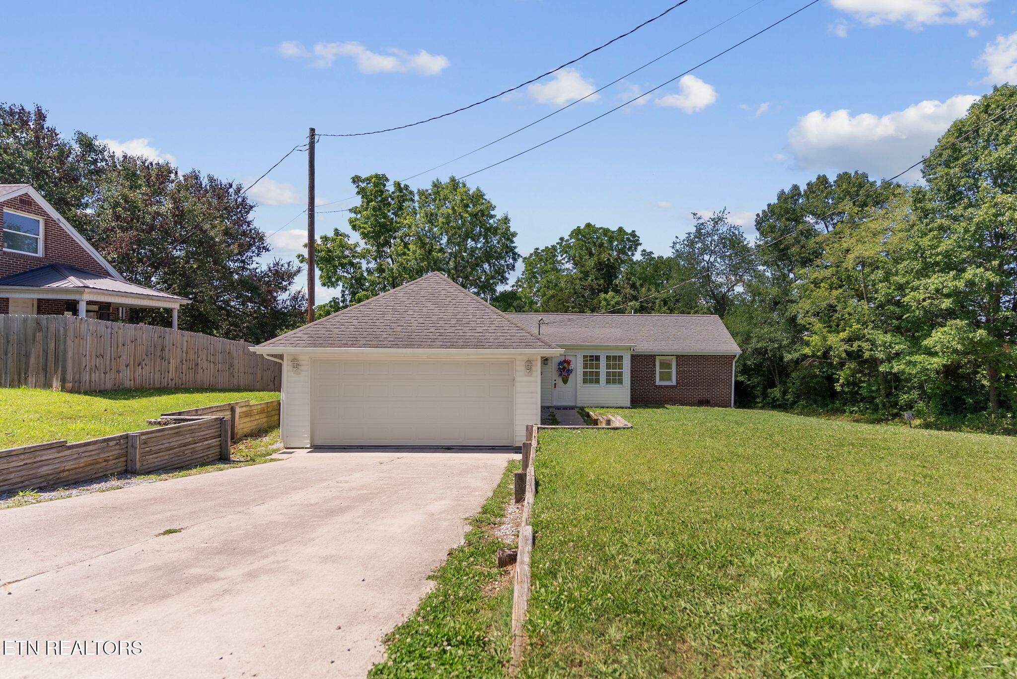 402 Old Highway 33 New Tazewell TN 37825