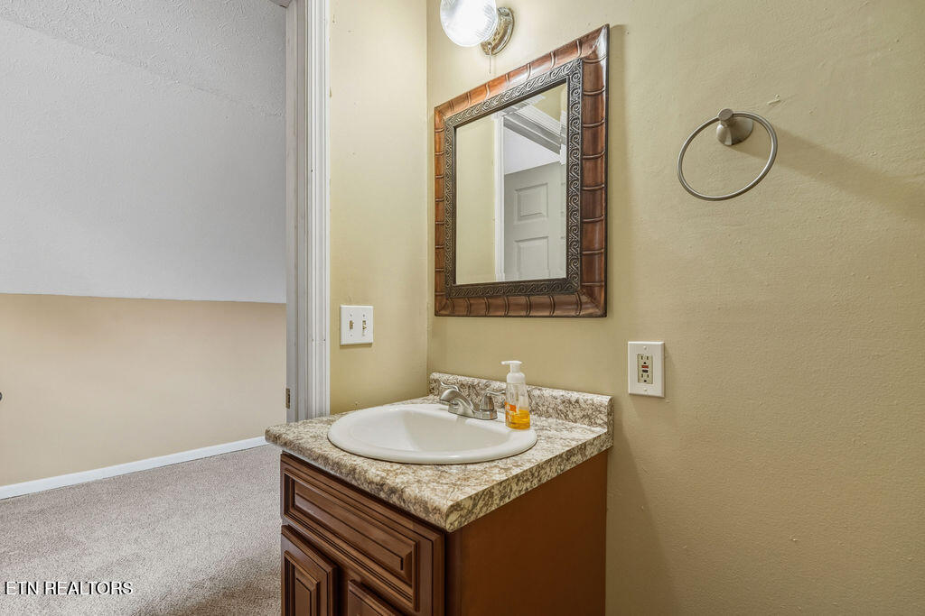 219 Cox Road Loudon TN 37774