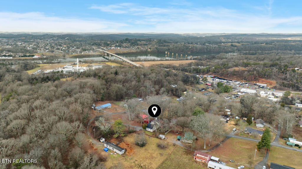 219 Cox Road Loudon TN 37774