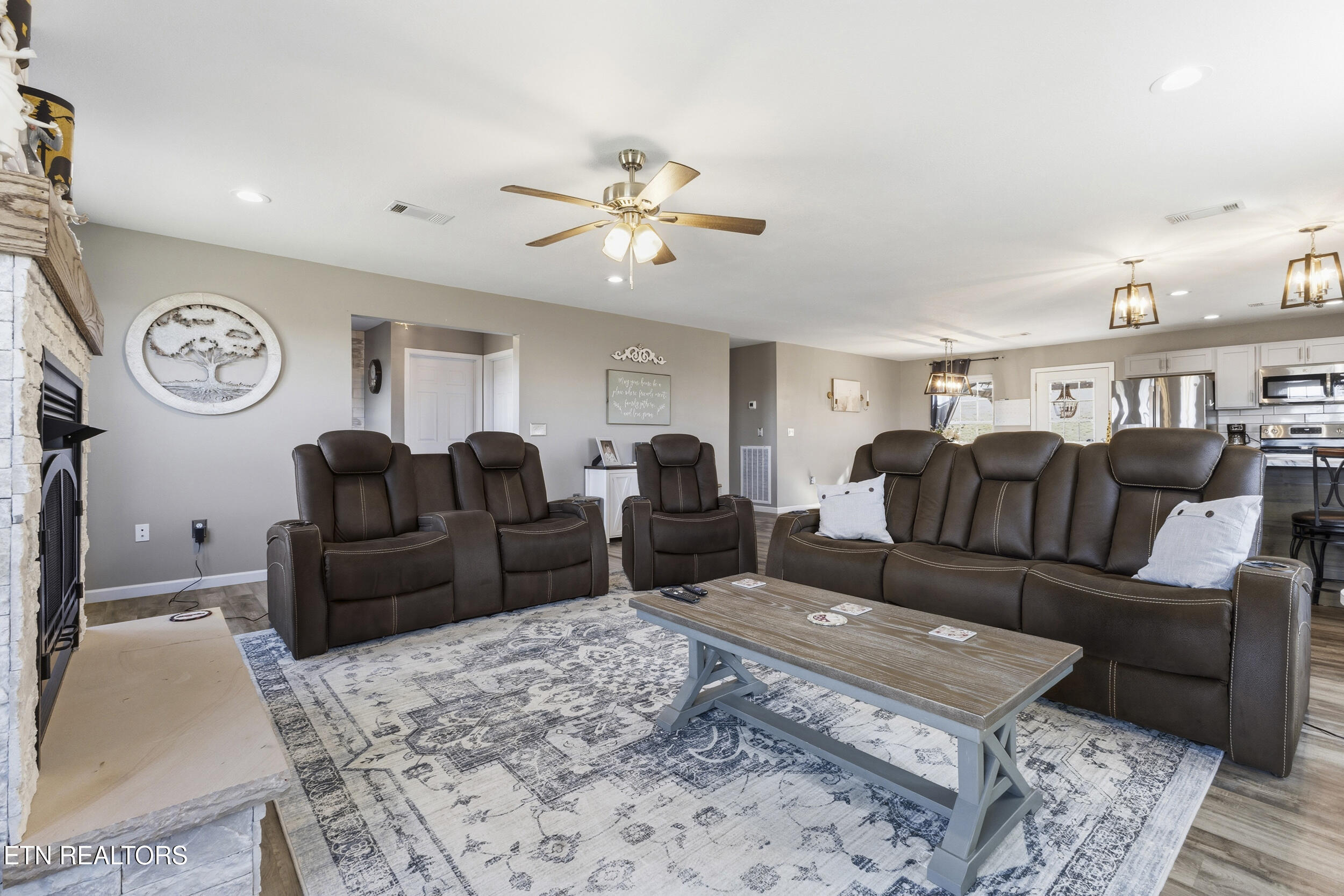 2731 Lucille Avenue Kodak TN 37764