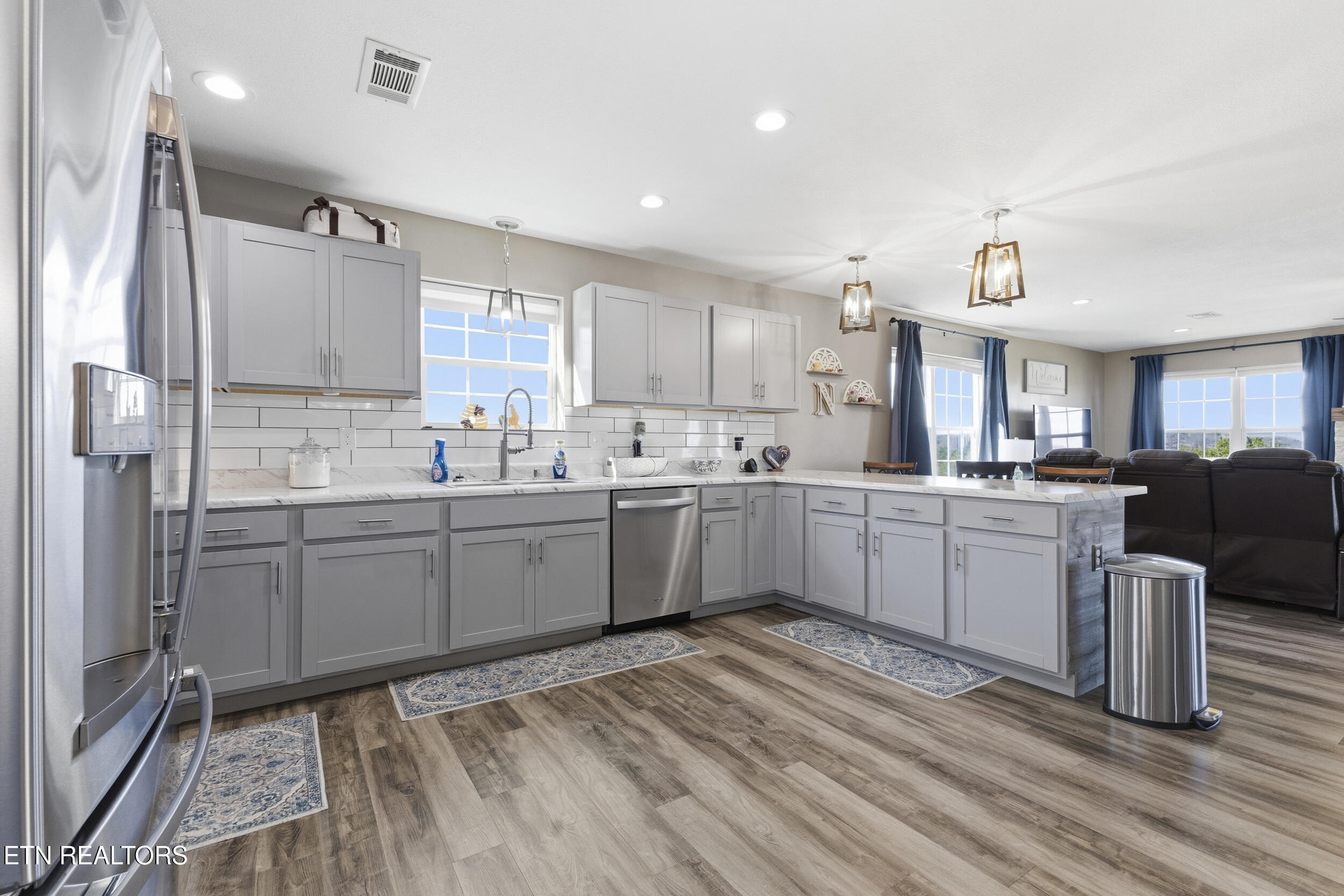 2731 Lucille Avenue Kodak TN 37764