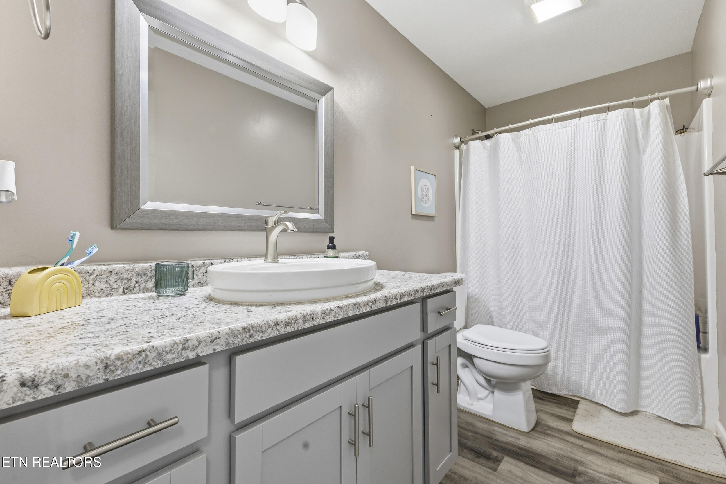 2731 Lucille Avenue Kodak TN 37764