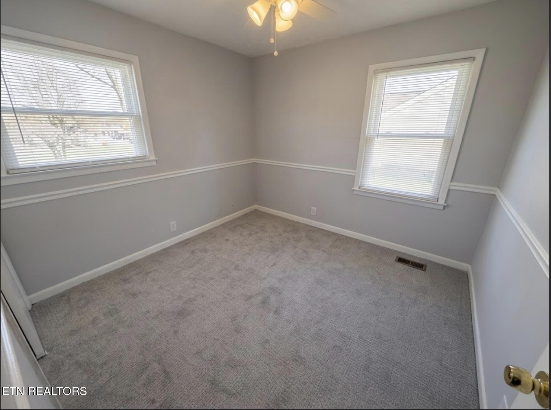 3215 Barton Street Knoxville TN 37917