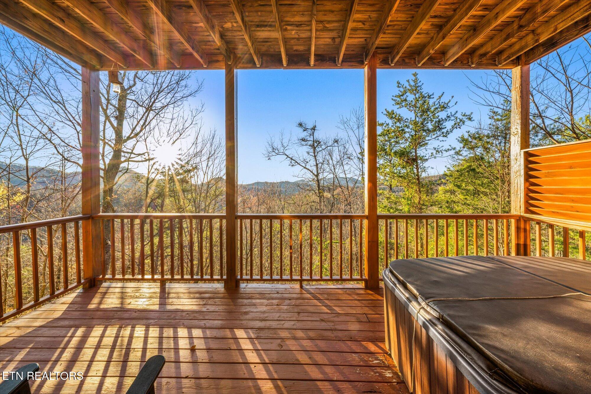 2545 Raccoon Hollow Way Sevierville TN 37862