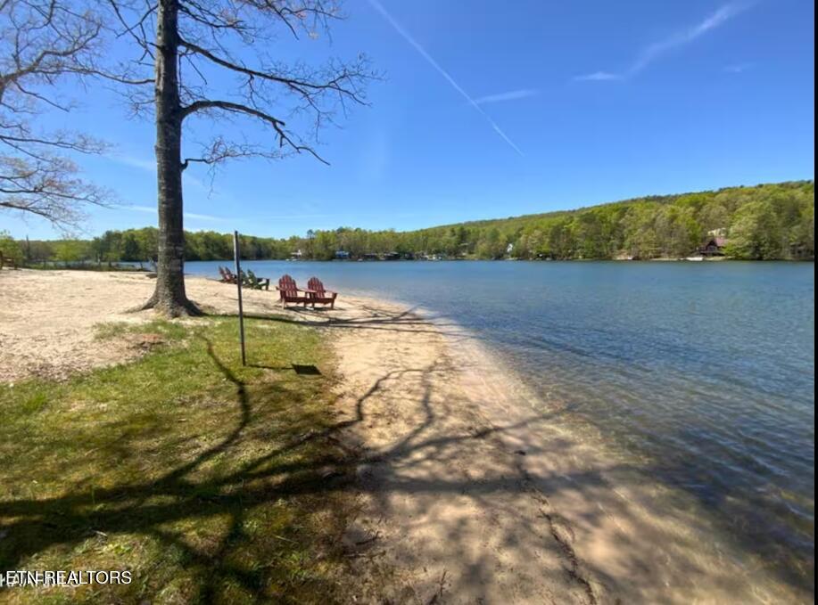 6814 Flats Road Tallassee TN 37878