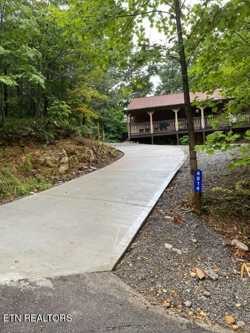 6814 Flats Road Tallassee TN 37878