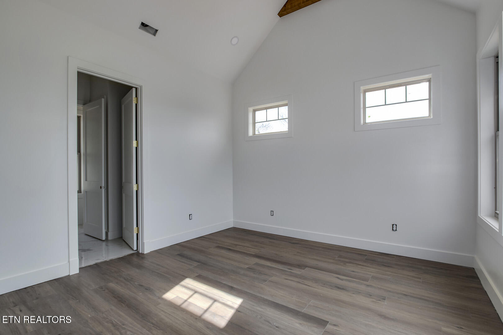 542 River Road Loudon TN 37774