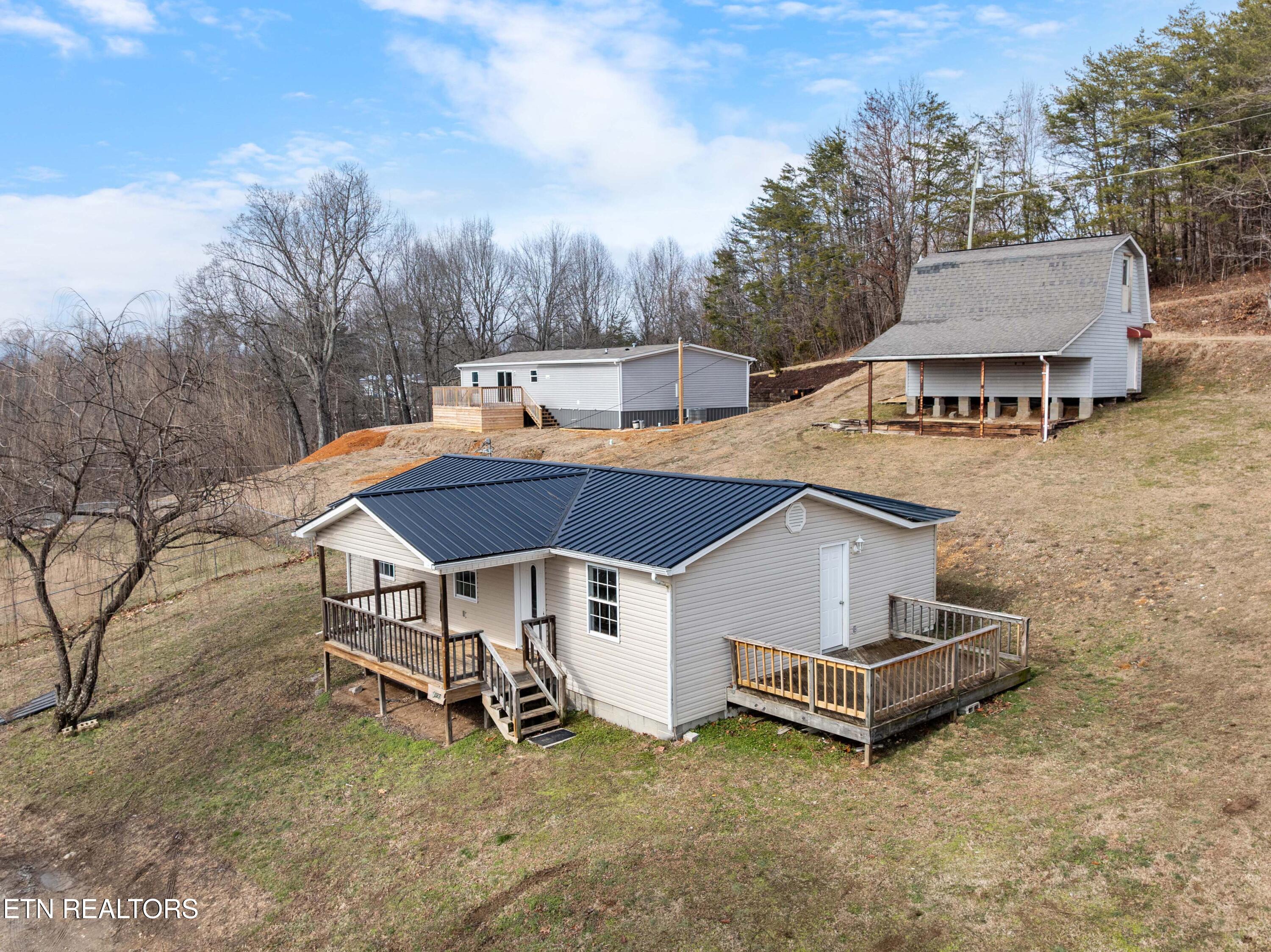 1327 Pinecrest Road Jacksboro TN 37757