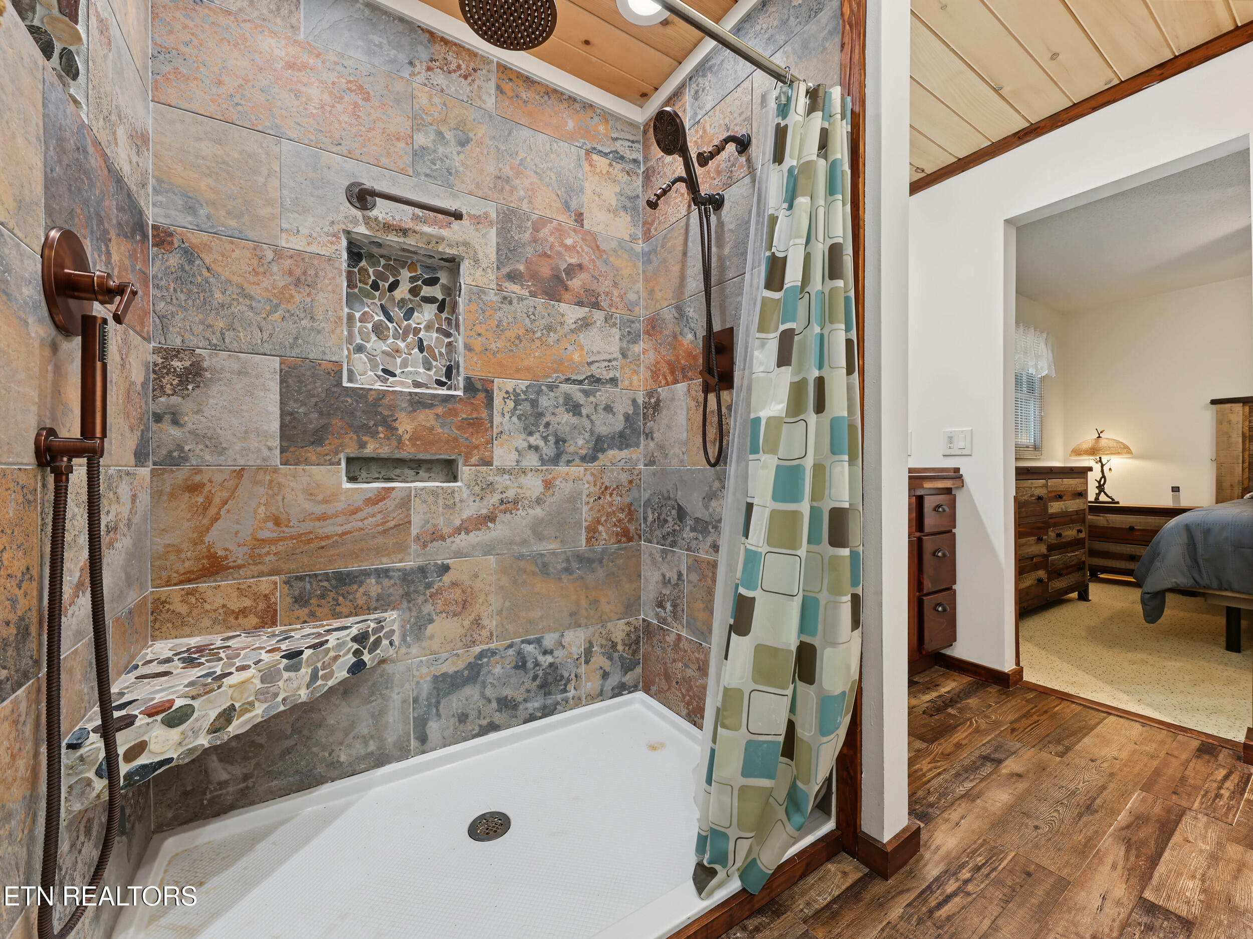 1001 Old Laurel Lane Sevierville TN 37876