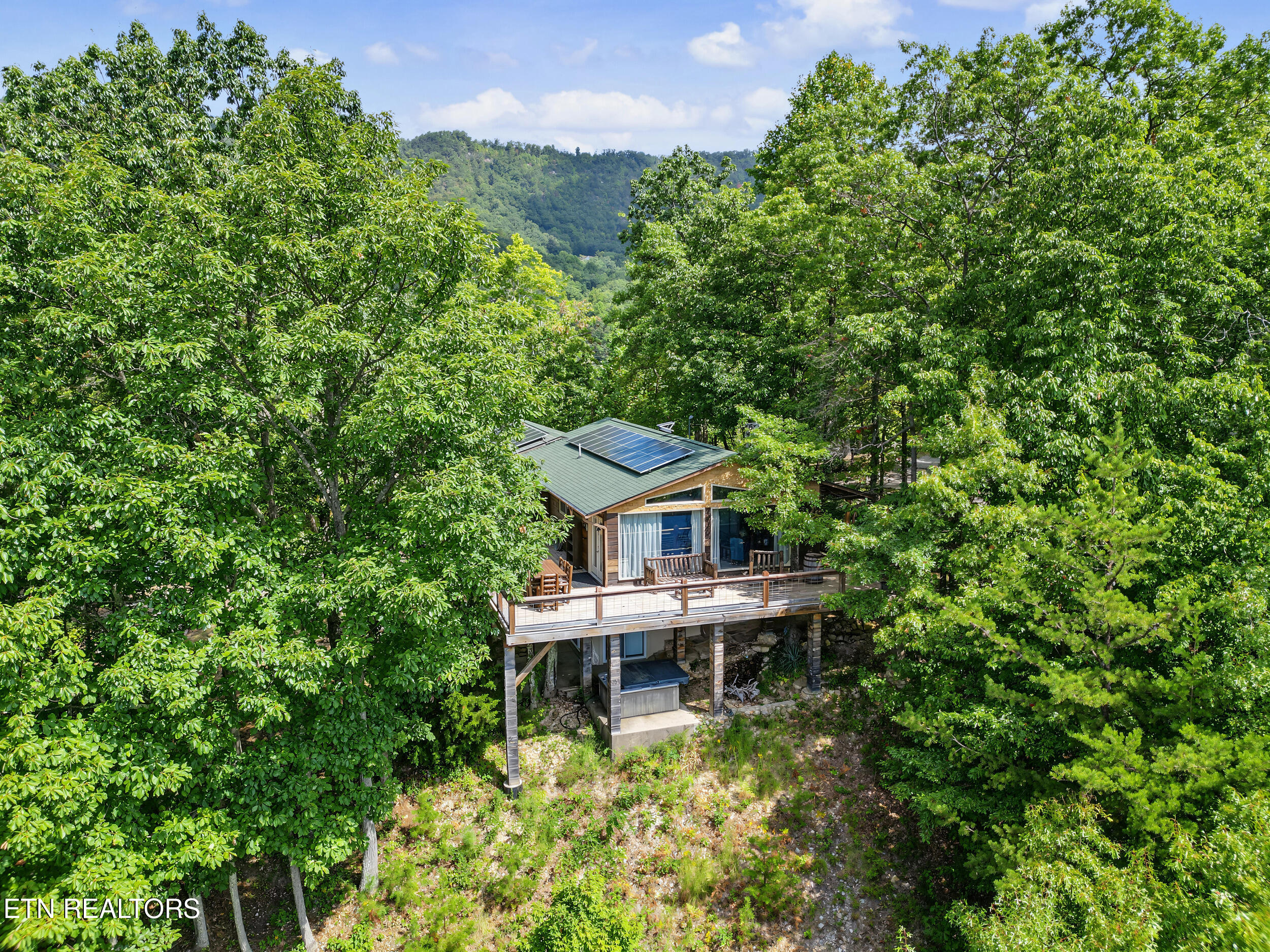 1001 Old Laurel Lane Sevierville TN 37876