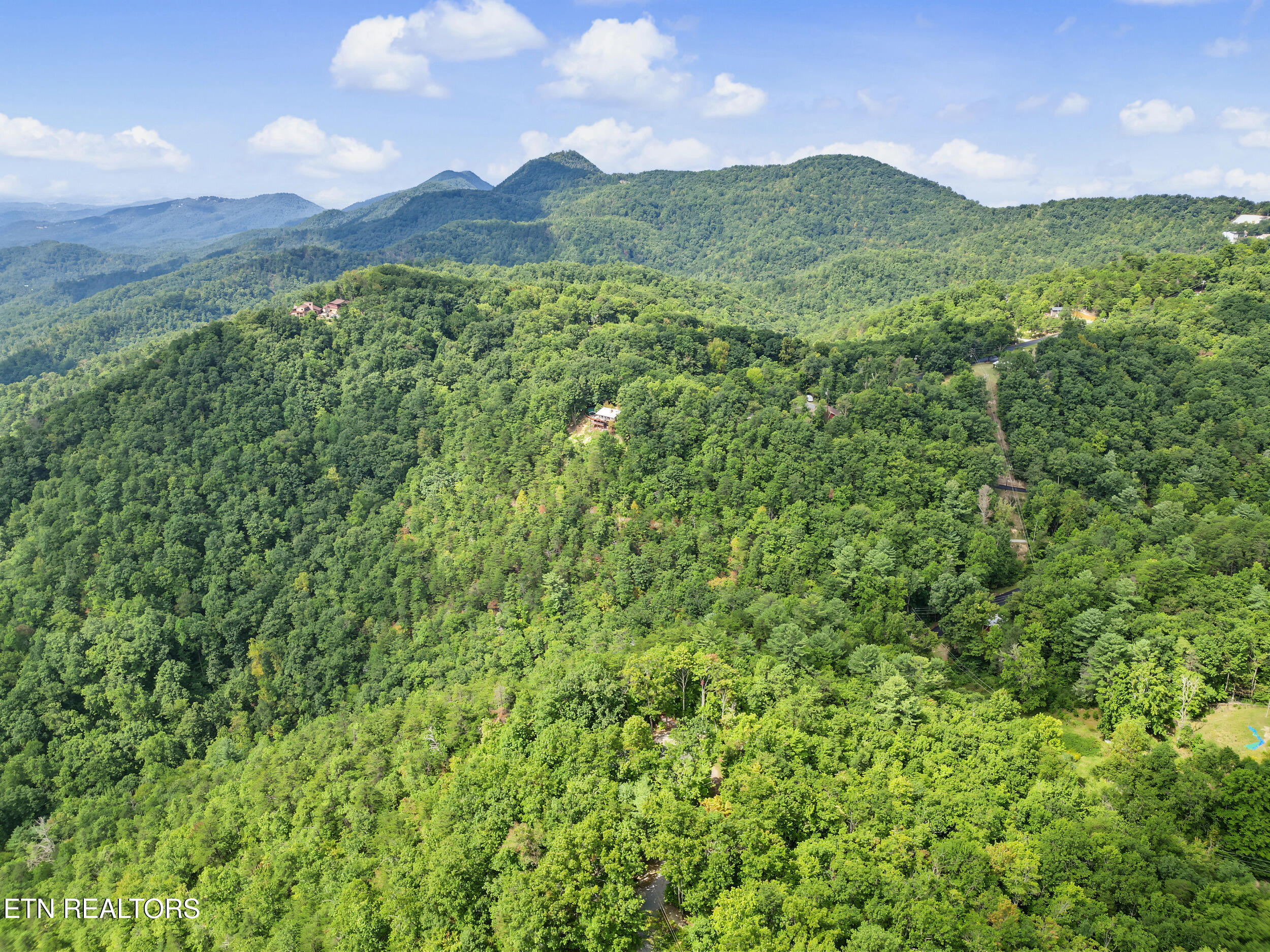 1001 Old Laurel Lane Sevierville TN 37876