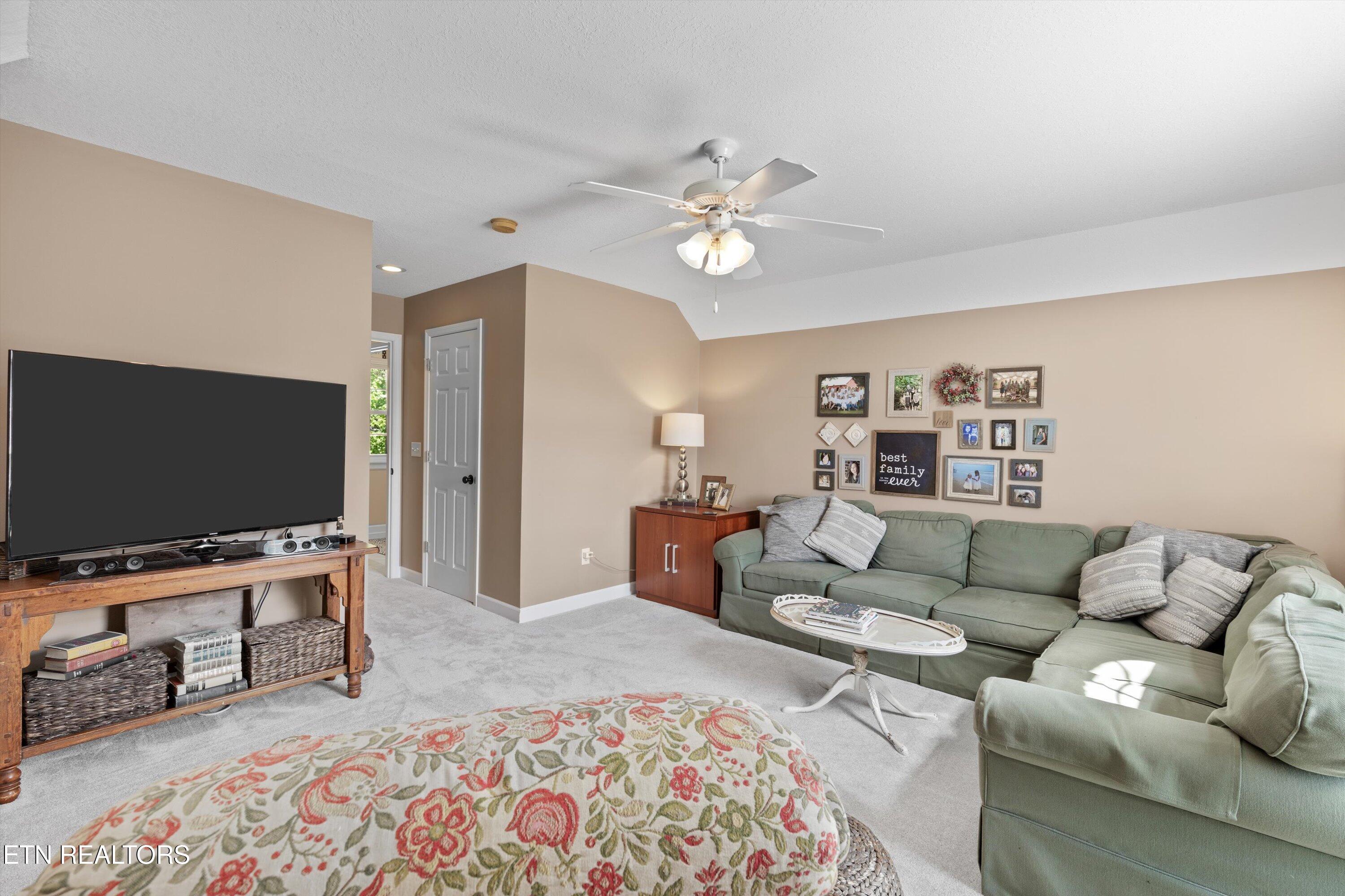 12705 Coral Reef Circle Knoxville TN 37922