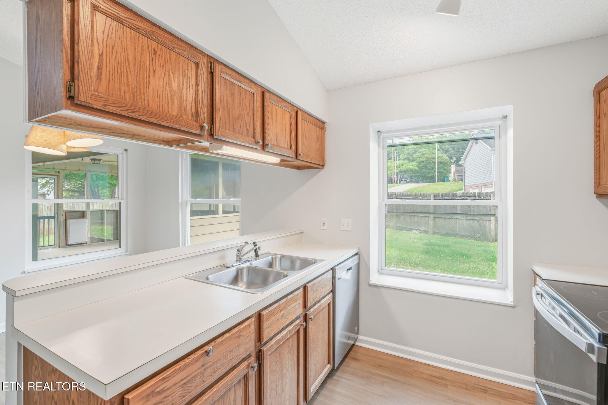 813 Wood Harbour Road Knoxville TN 37934