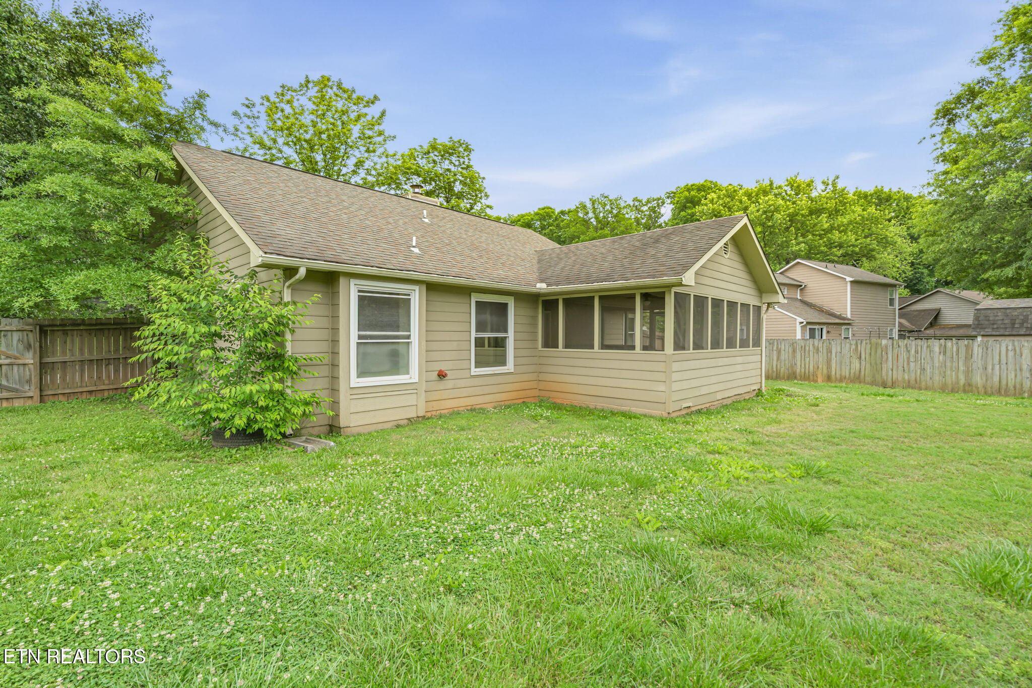 813 Wood Harbour Road Knoxville TN 37934