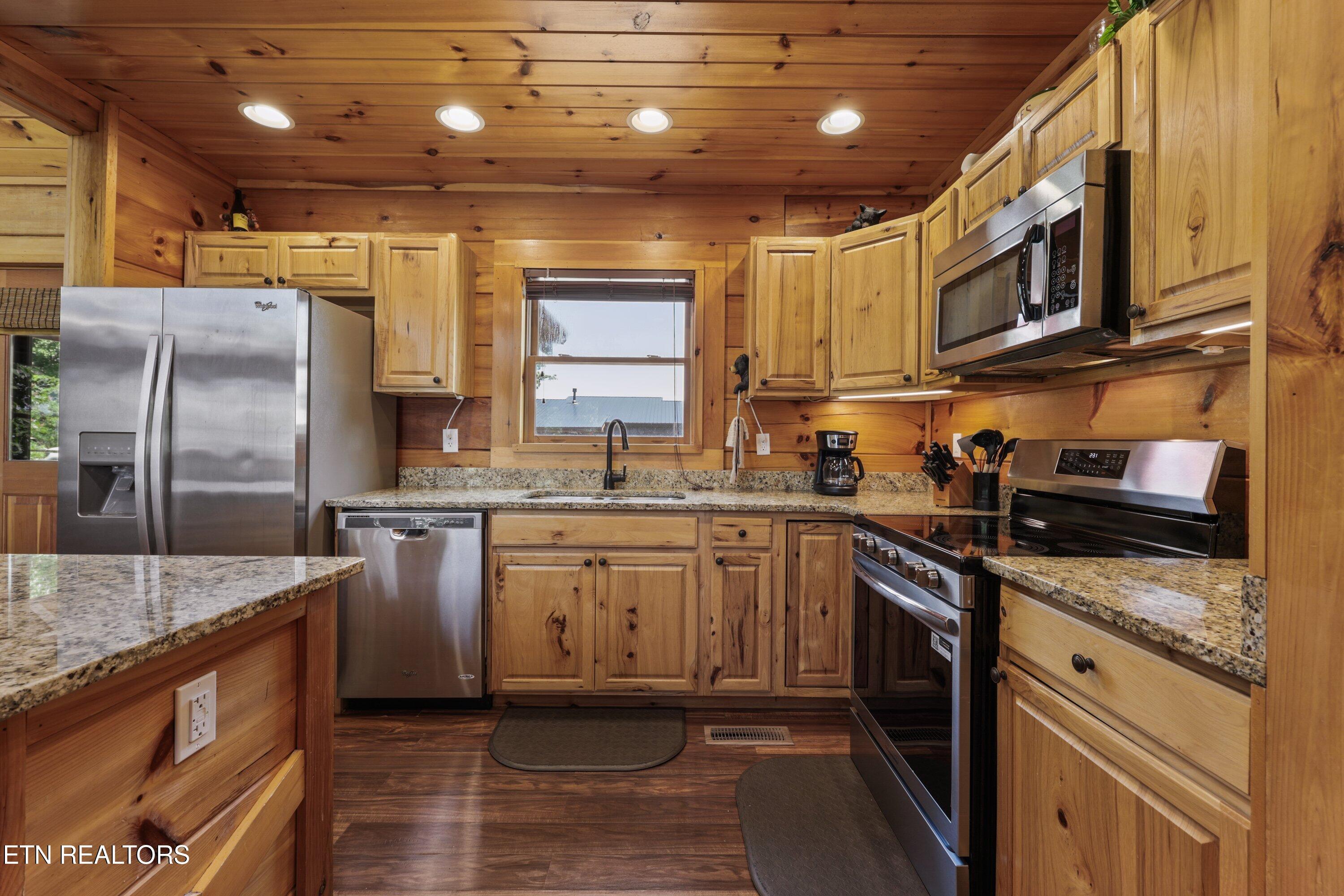 689 Shell Mountain Road Sevierville TN 37876