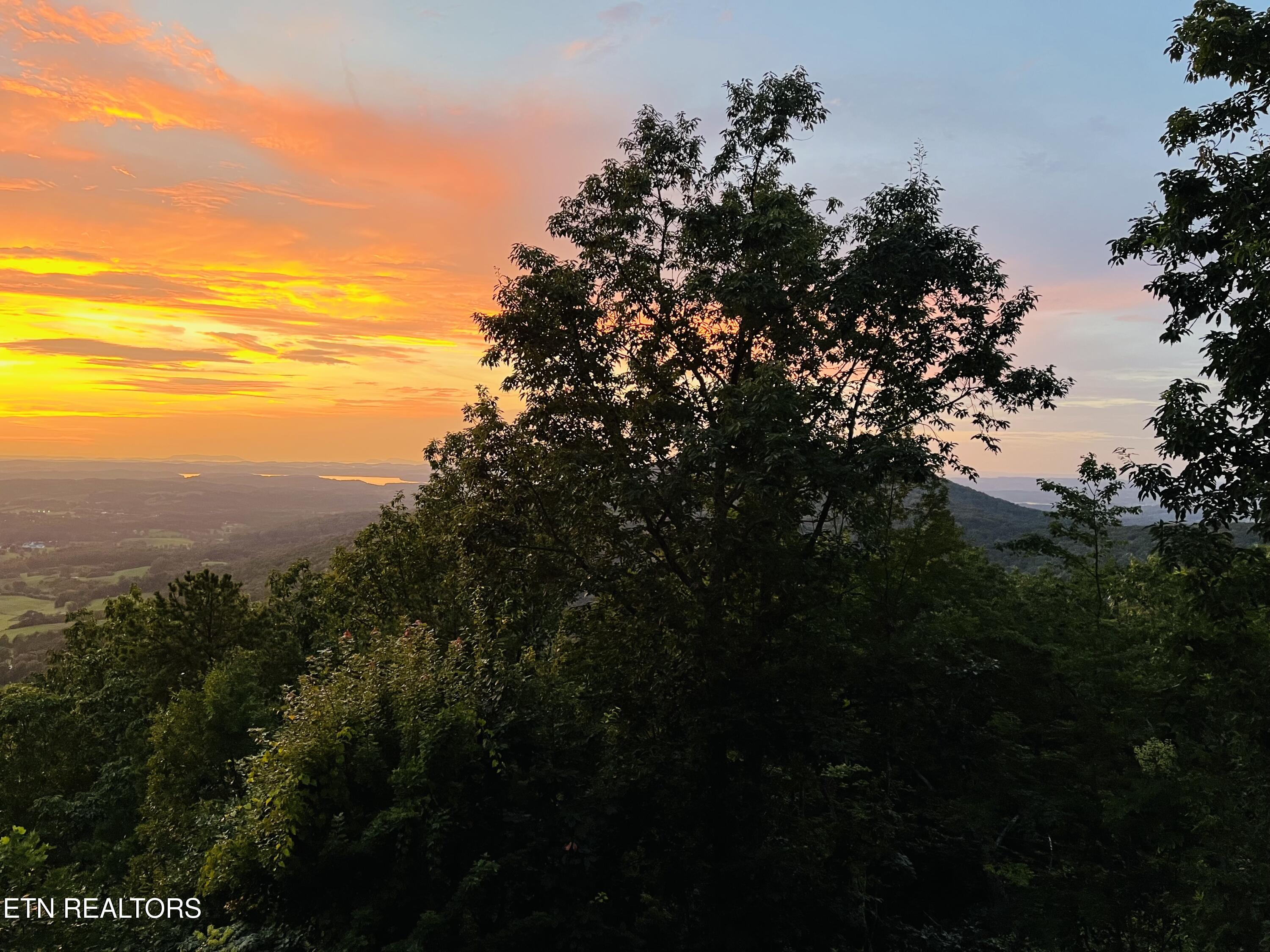 689 Shell Mountain Road Sevierville TN 37876