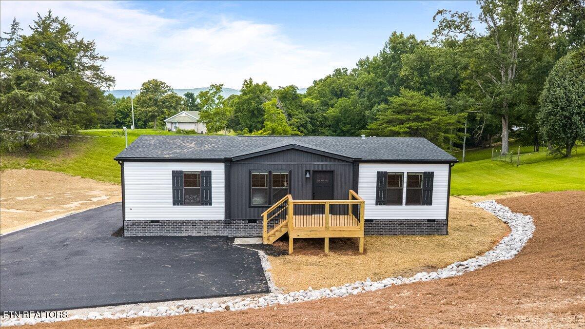 107 Linda Lane Jacksboro TN 37757