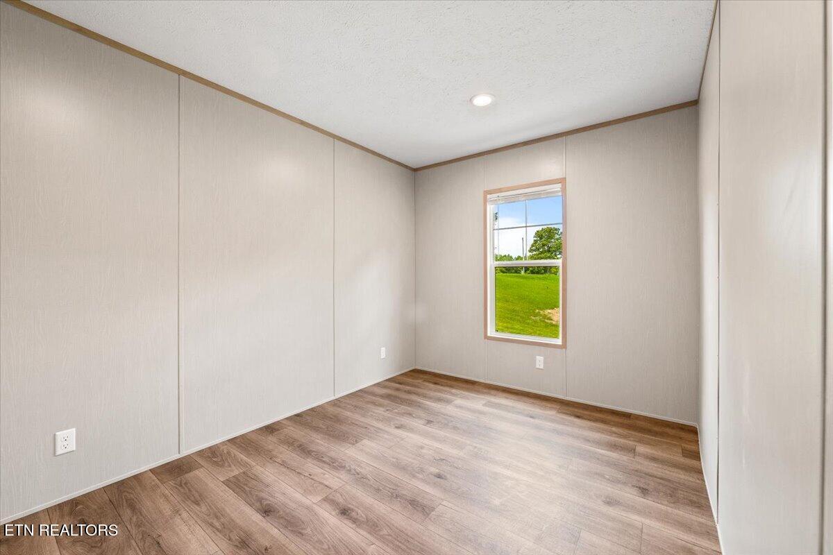 107 Linda Lane Jacksboro TN 37757