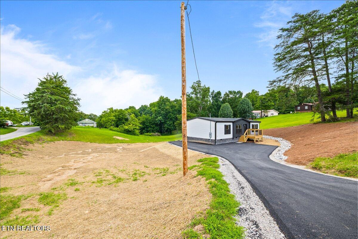 107 Linda Lane Jacksboro TN 37757