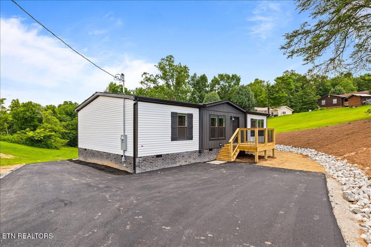 107 Linda Lane Jacksboro TN 37757