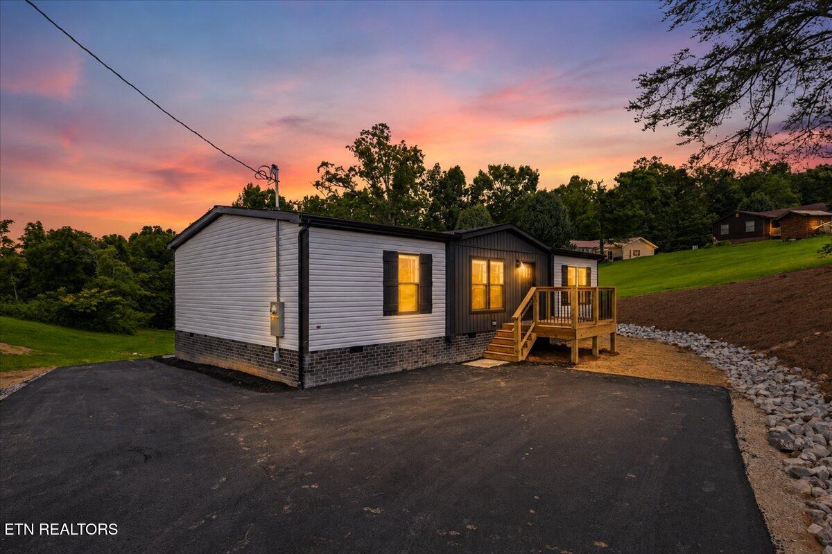 107 Linda Lane Jacksboro TN 37757