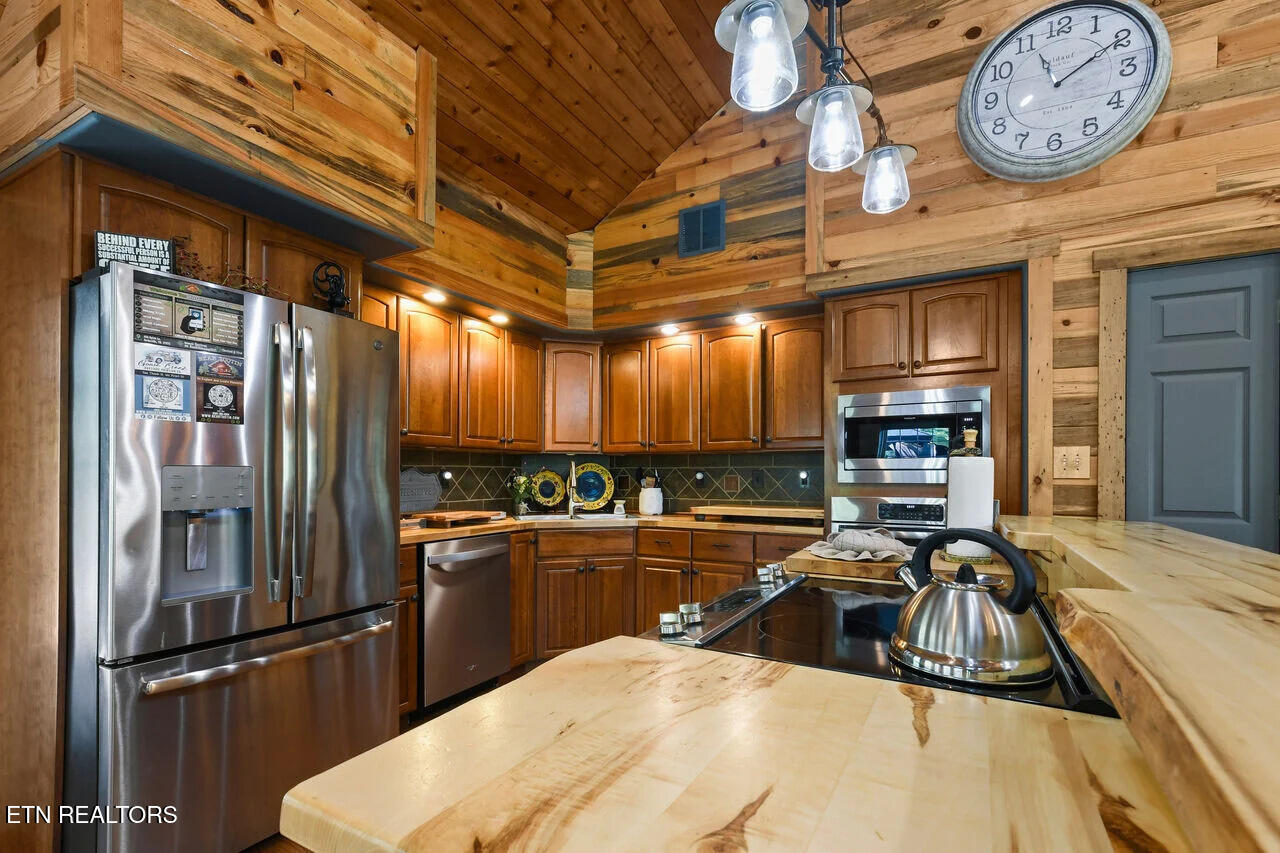 850 Sylvia Lane Sevierville TN 37876