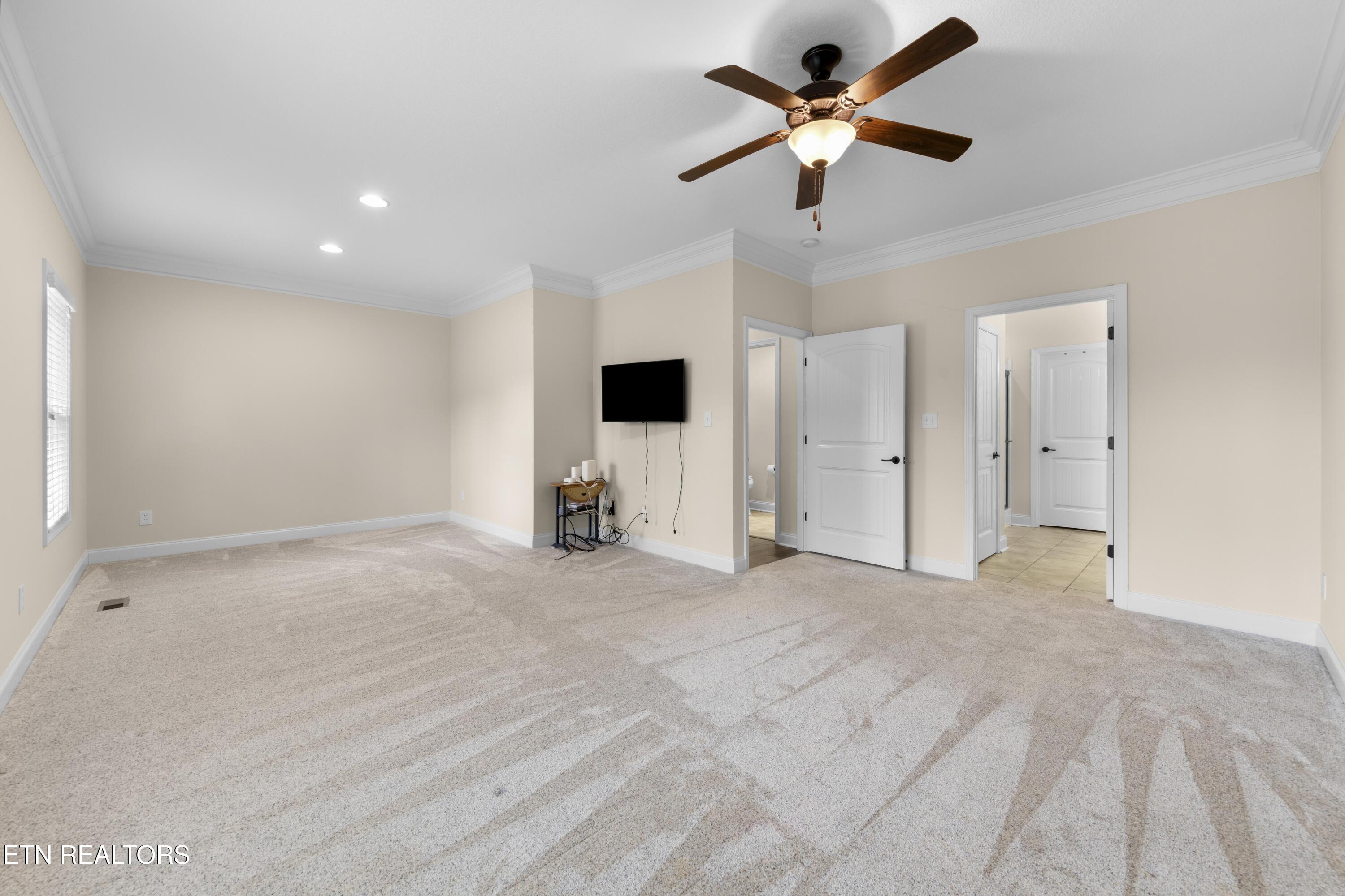 8313 Shoregate Lane Knoxville TN 37938