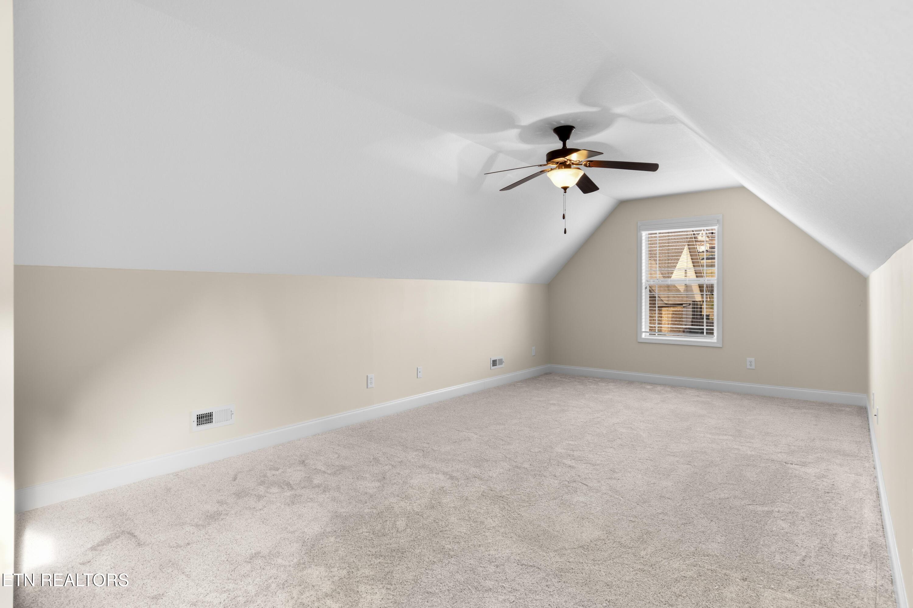 8313 Shoregate Lane Knoxville TN 37938