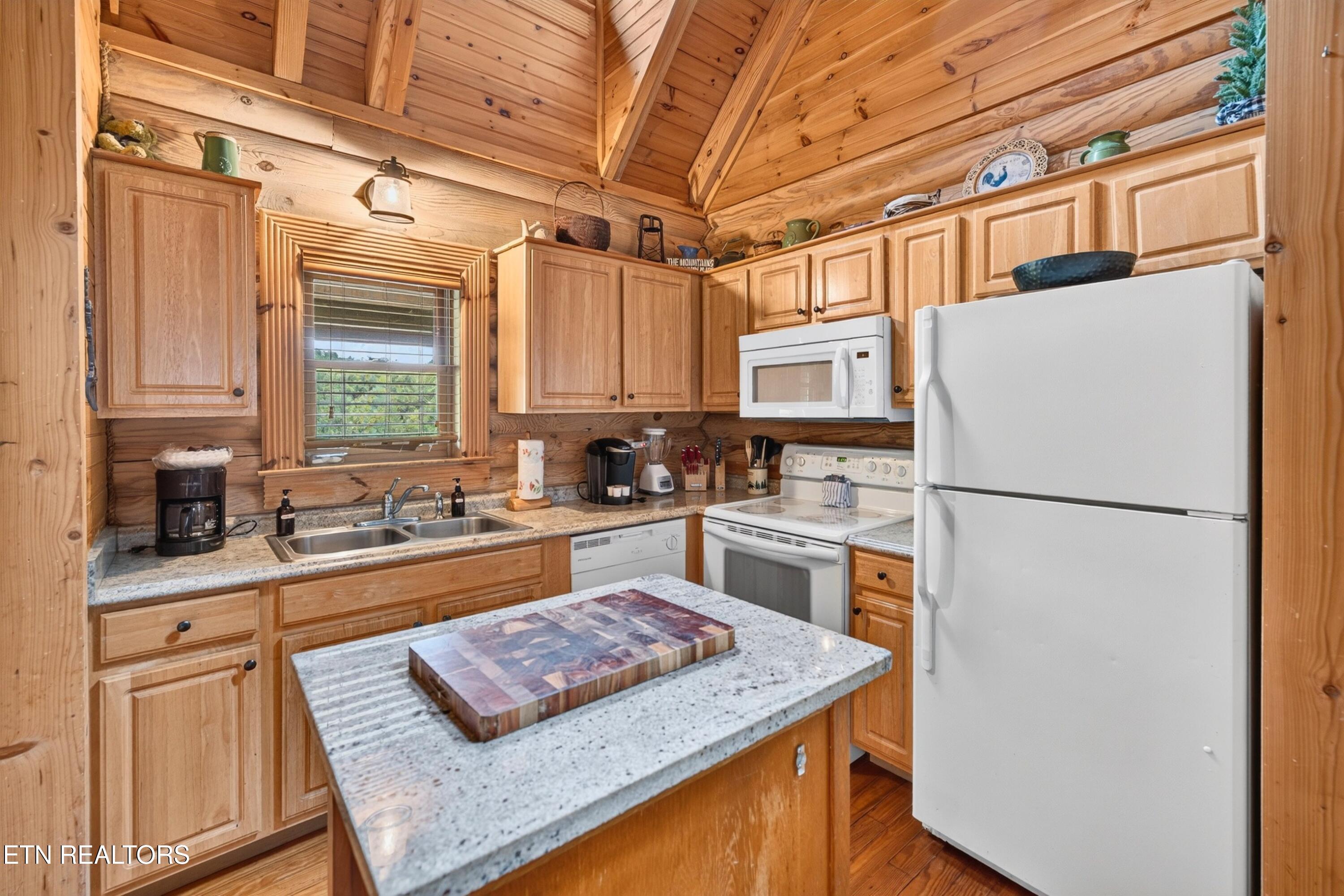 3225 Smoky Ridge Way Sevierville TN 37862