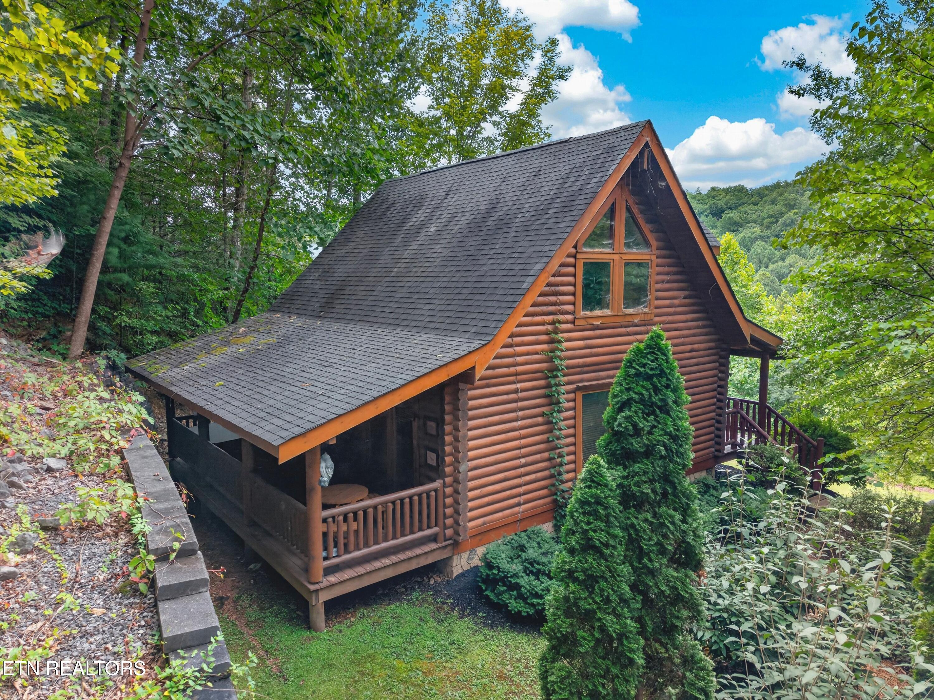 3225 Smoky Ridge Way Sevierville TN 37862