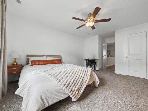 9151 Rolling Stone Way Knoxville TN 37920