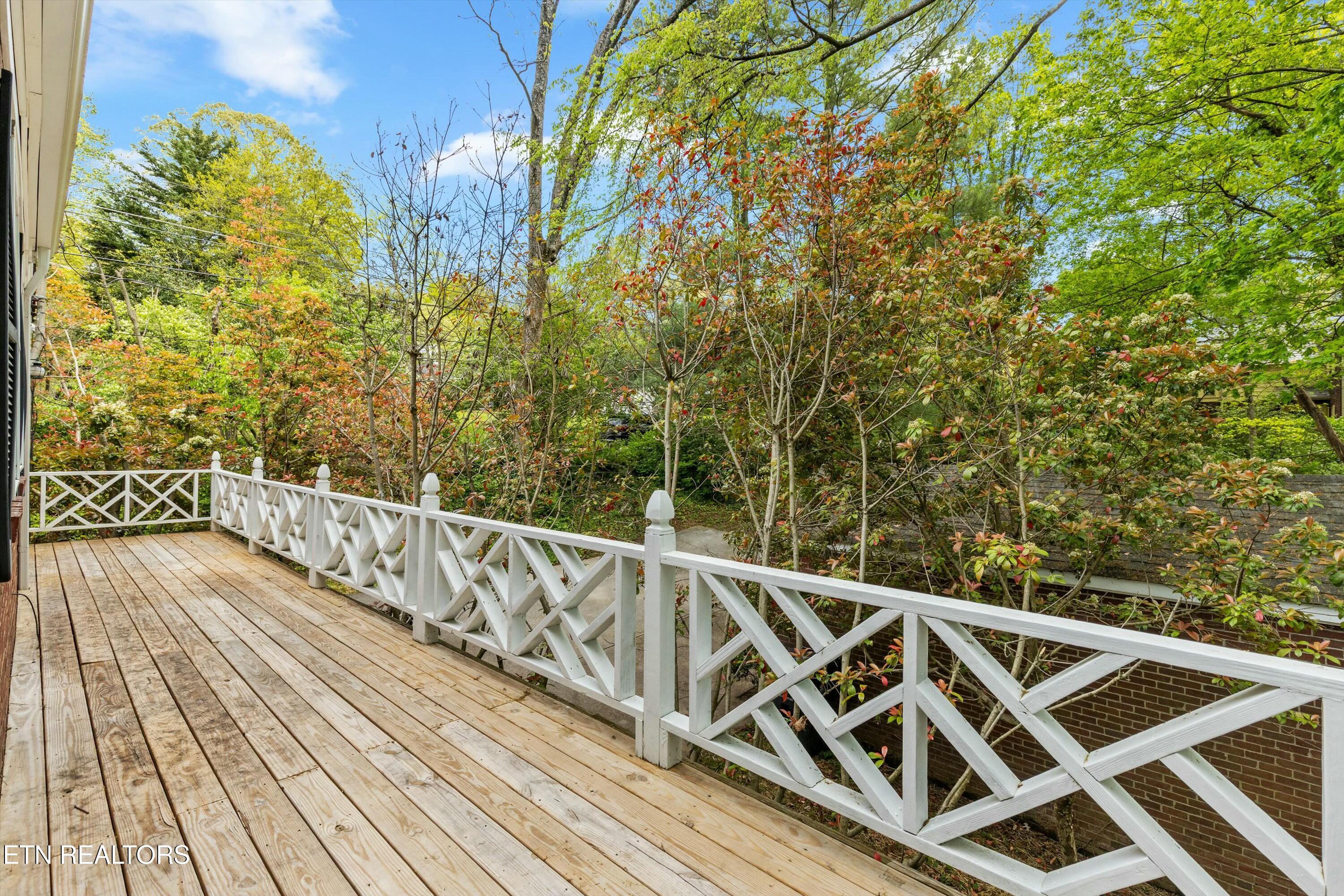 4304 Kingston Pike Knoxville TN 37919