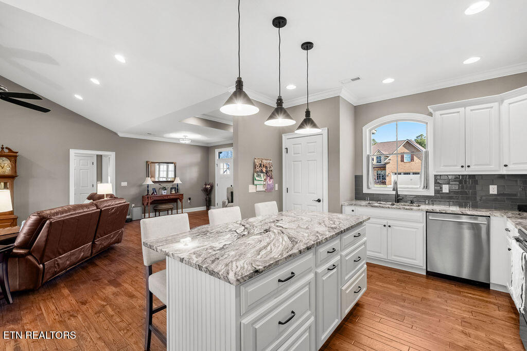 304 Elokwa Lane Loudon TN 37774