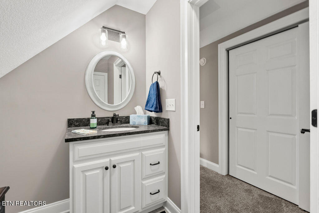 304 Elokwa Lane Loudon TN 37774