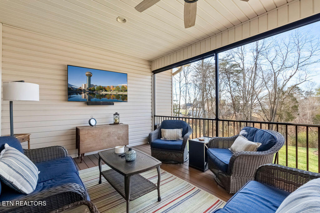 304 Elokwa Lane Loudon TN 37774