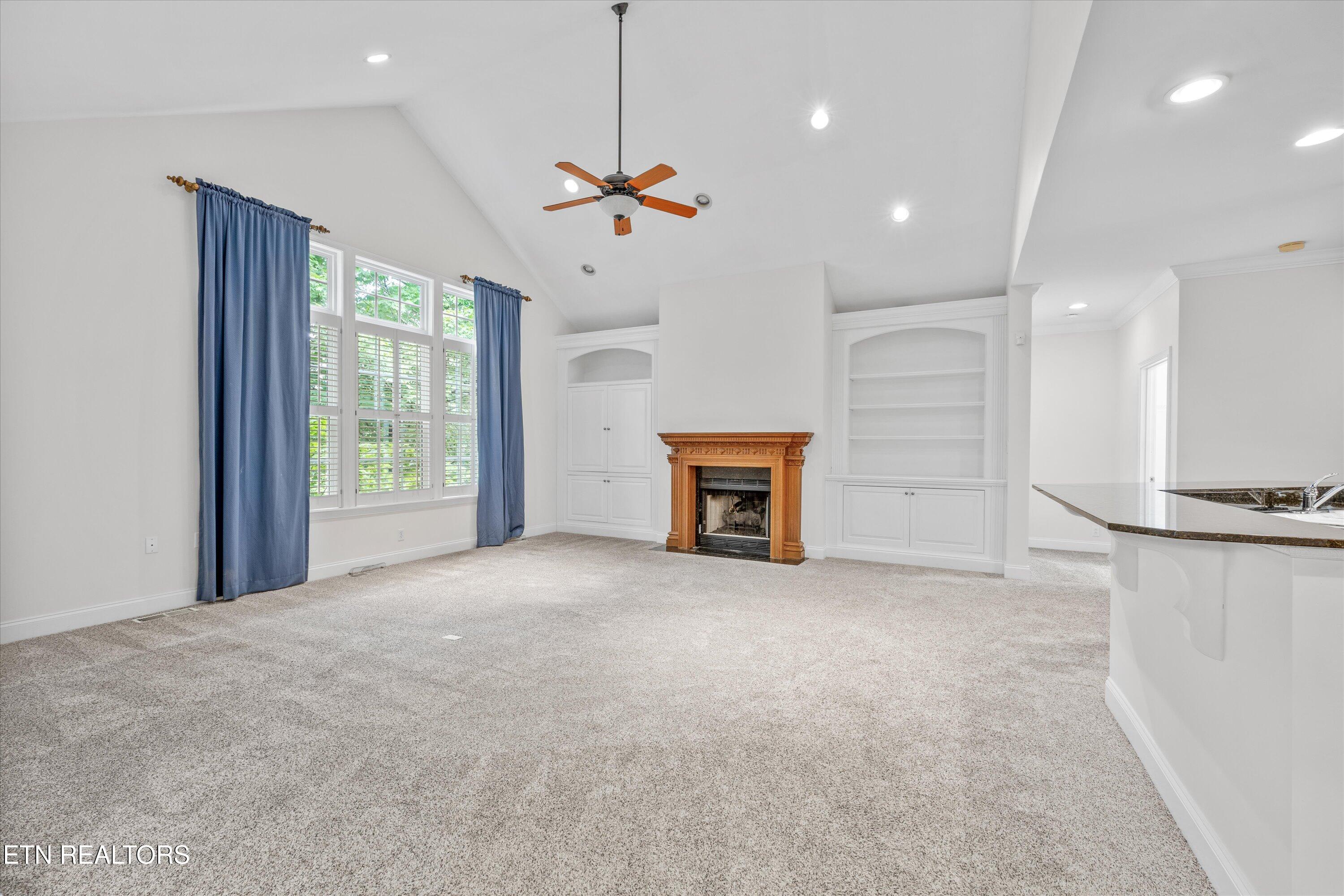 905 Vista Oaks Lane Knoxville TN 37919
