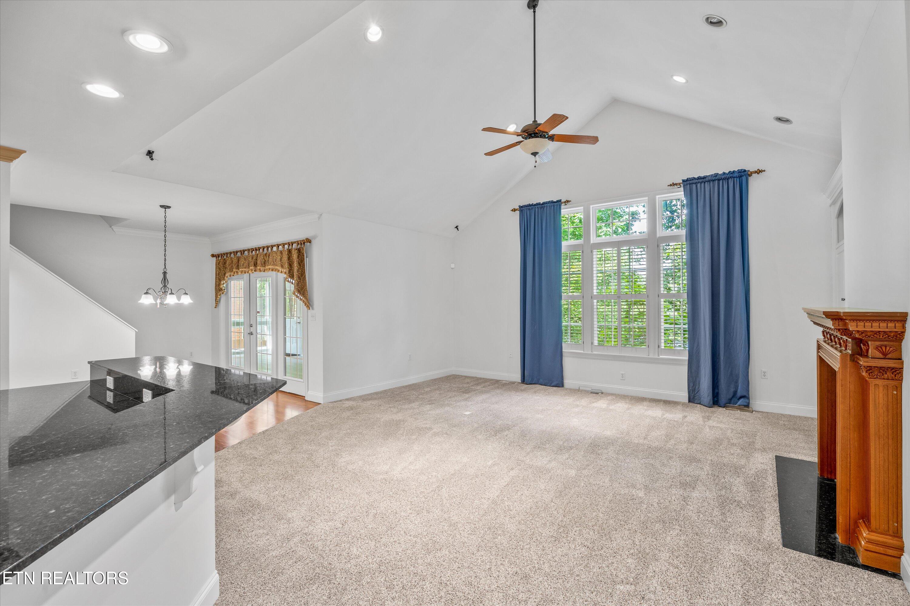 905 Vista Oaks Lane Knoxville TN 37919
