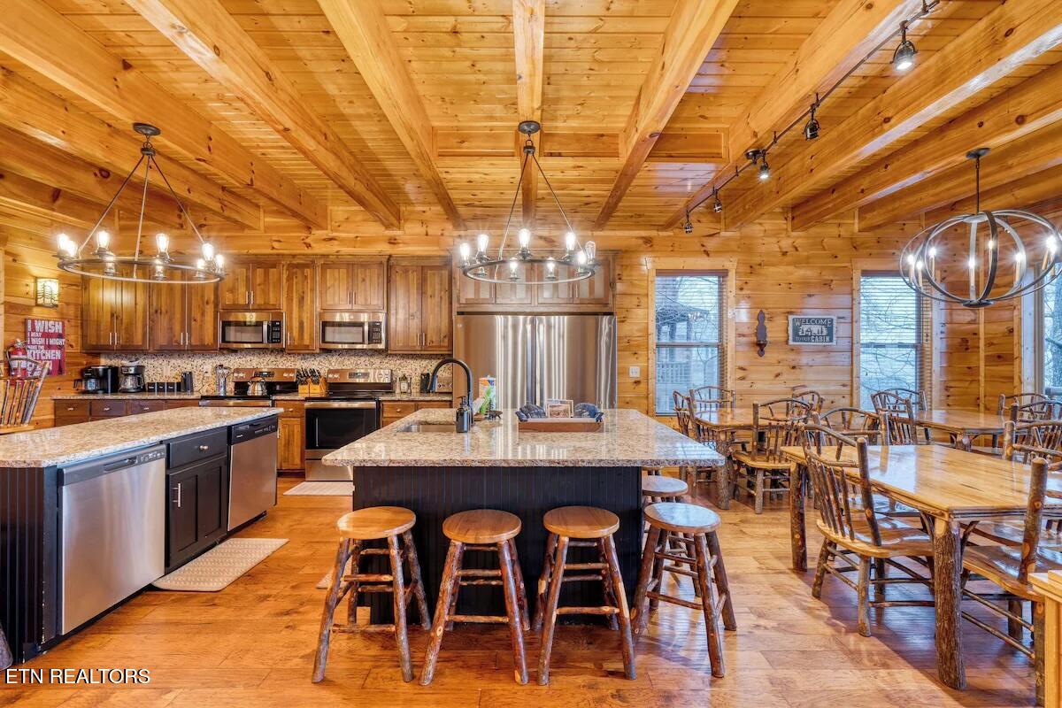 1960 Blackthorn Trail Sevierville TN 37876