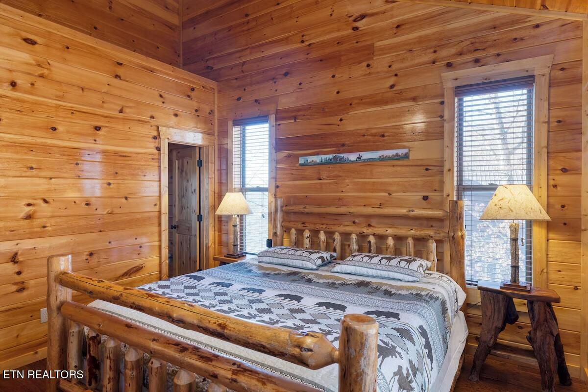1960 Blackthorn Trail Sevierville TN 37876