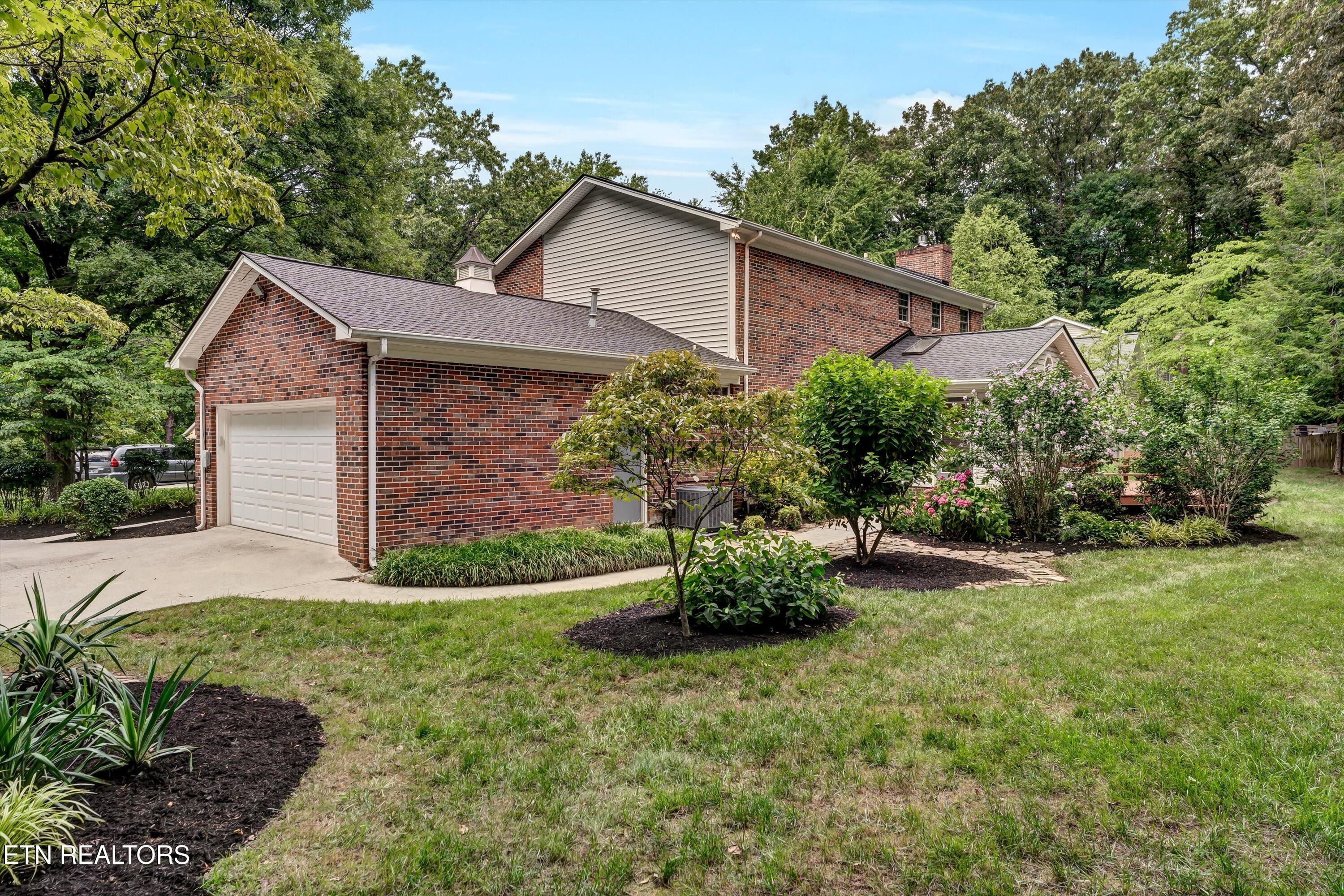 404 Woodland Trace Drive Knoxville TN 37934