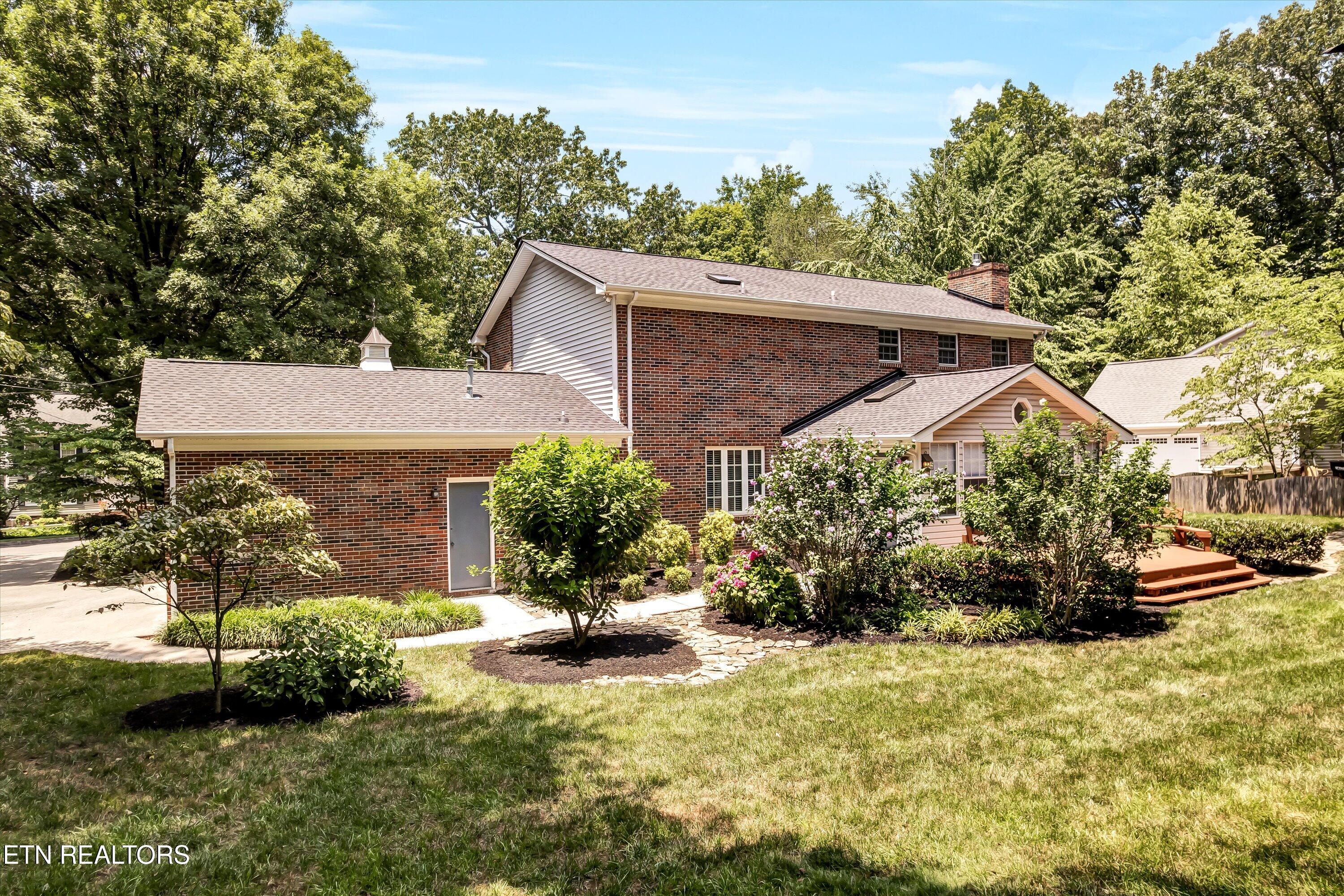 404 Woodland Trace Drive Knoxville TN 37934