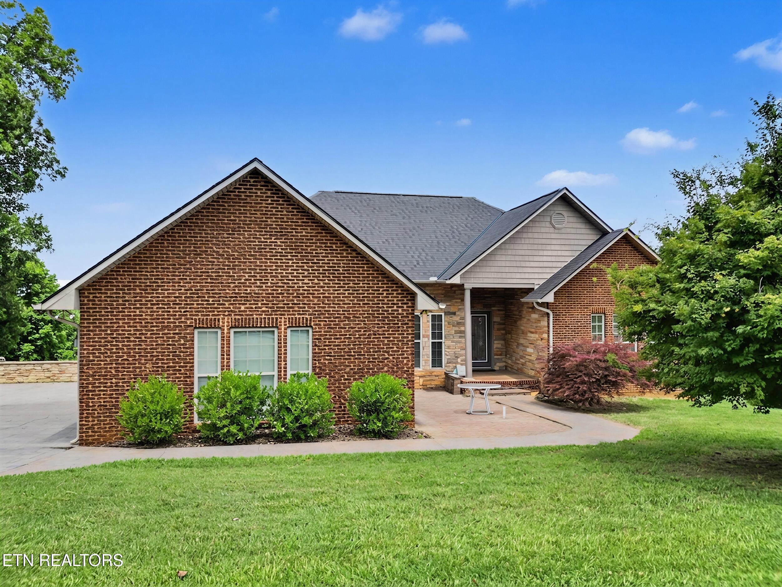 1414 Benjamin Boulevard Sevierville TN 37876